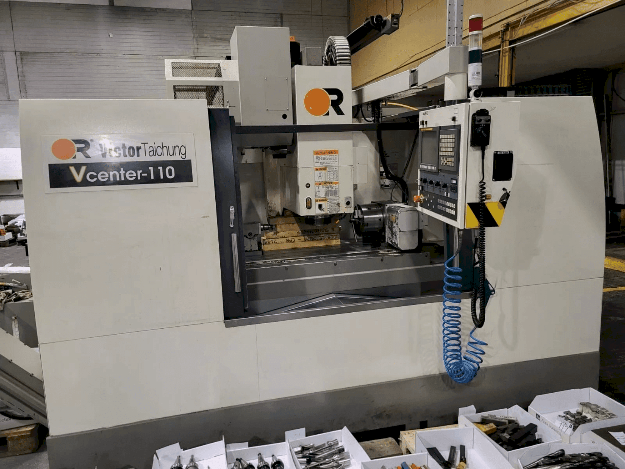 Victor V center - 110-maskinen framifrån