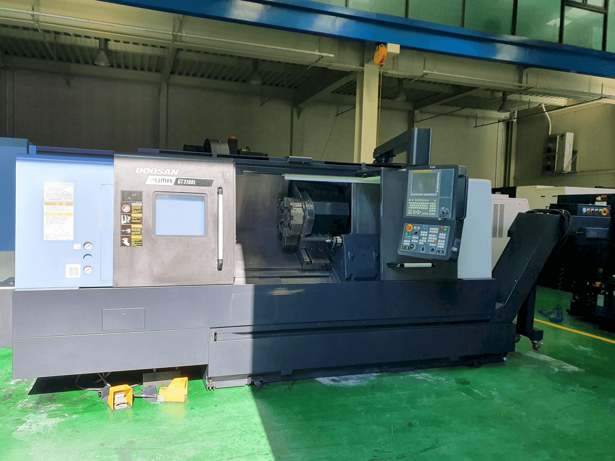 Doosan PUMA GT3100L-maskinen framifrån