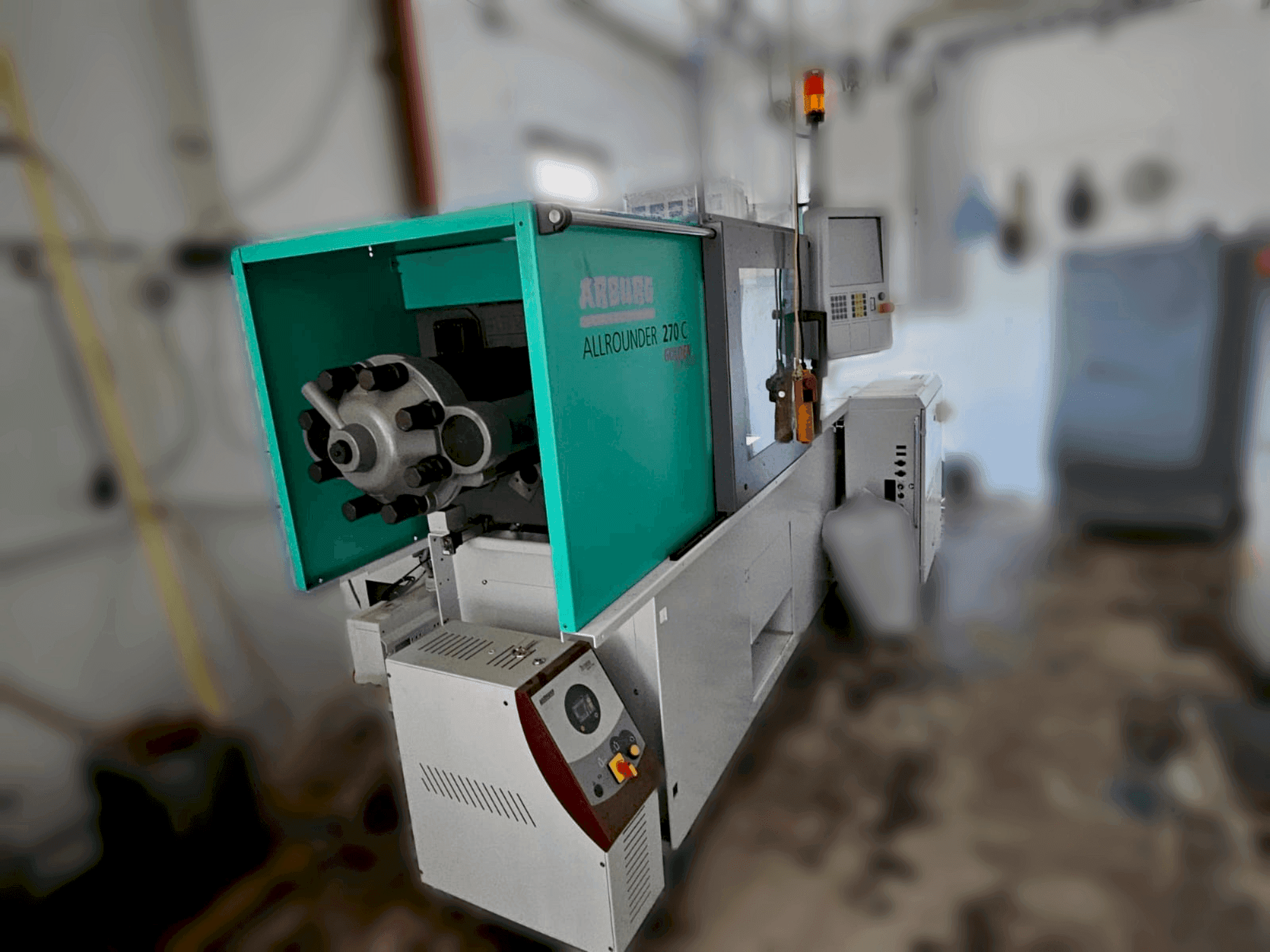 Arburg 270 C 400-70 Golden Edition-maskinen sedd från sidan