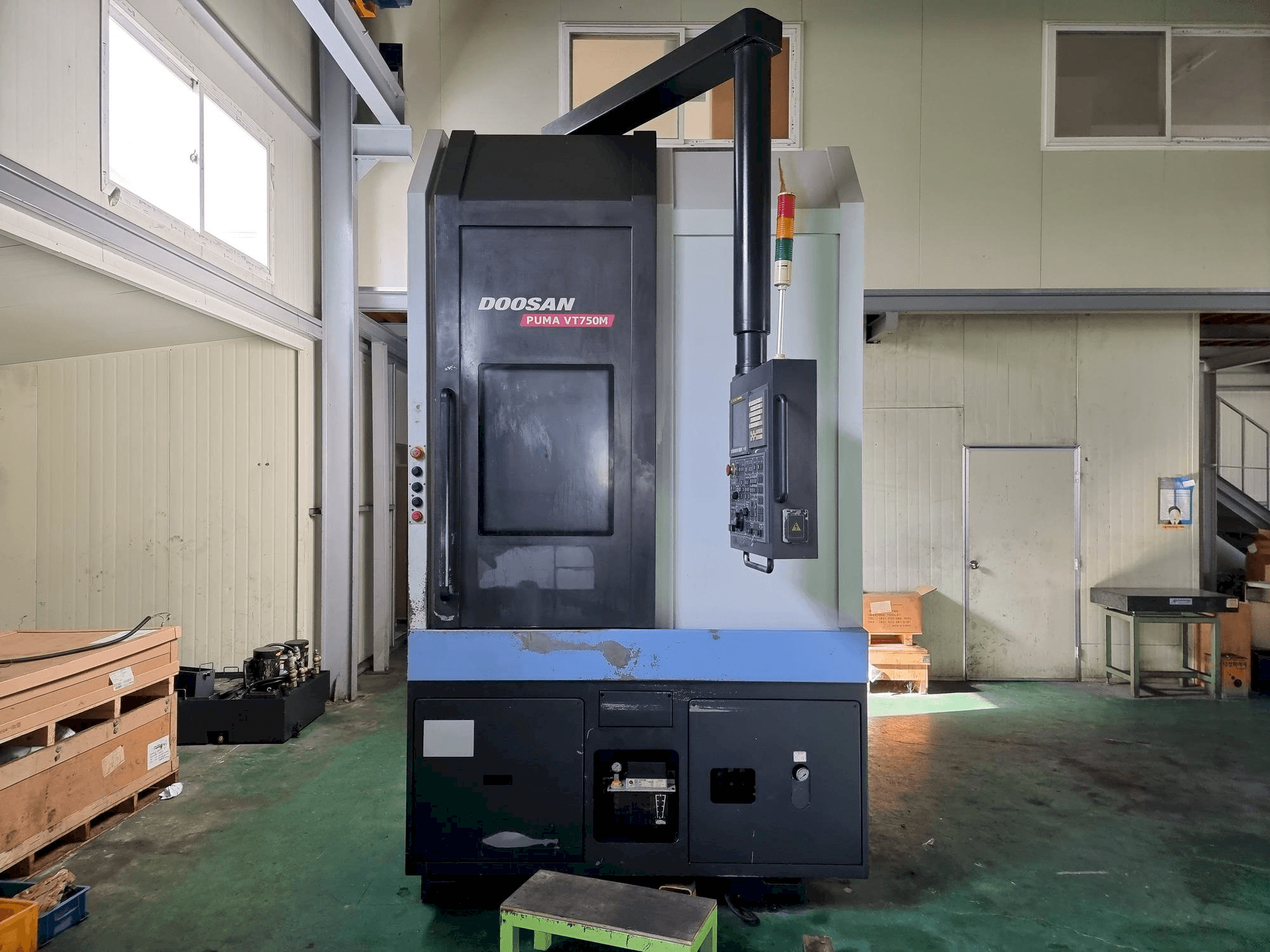 Doosan Puma VT750M-maskinen framifrån