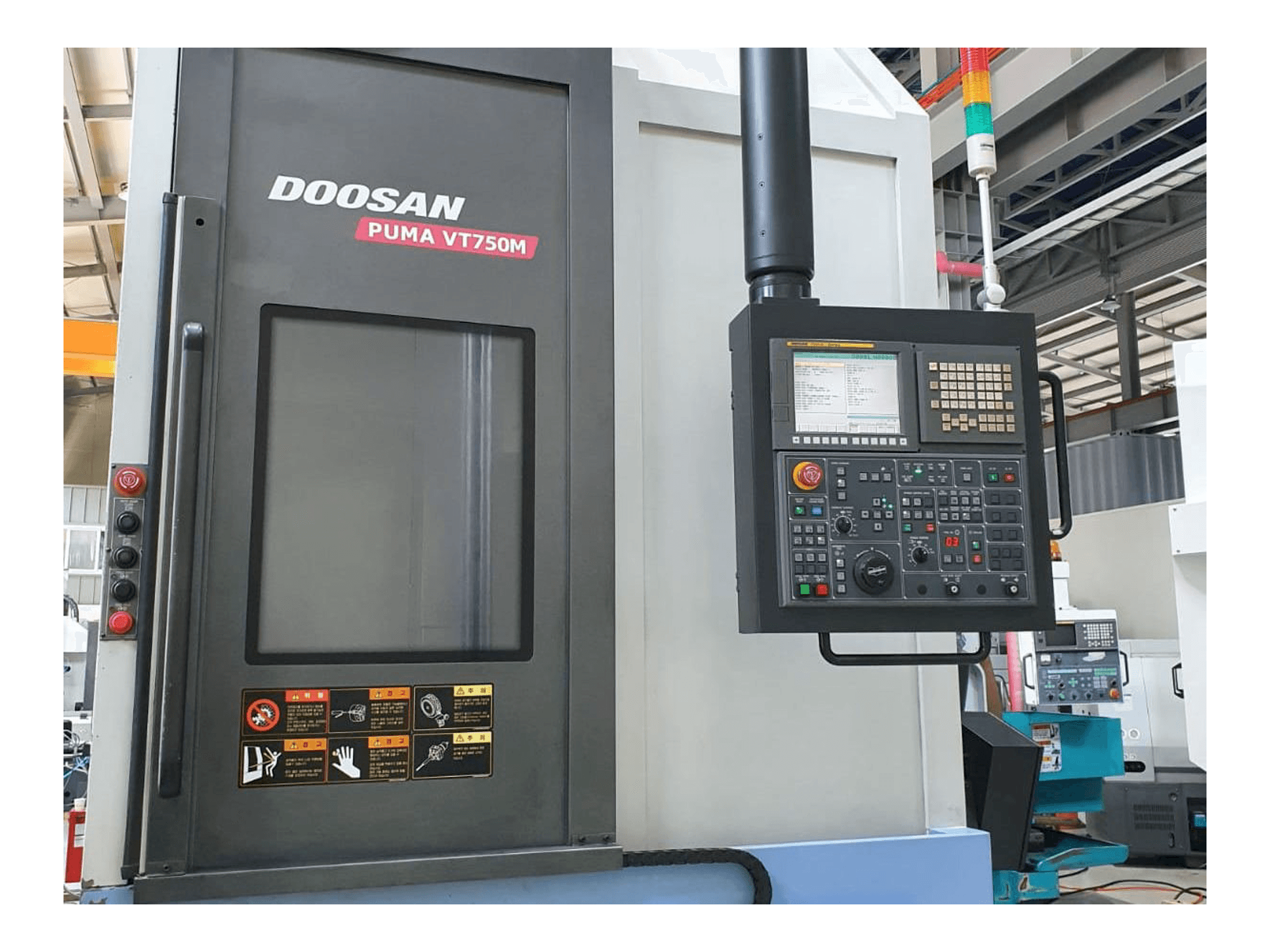 Doosan Puma VT750M-maskinen framifrån