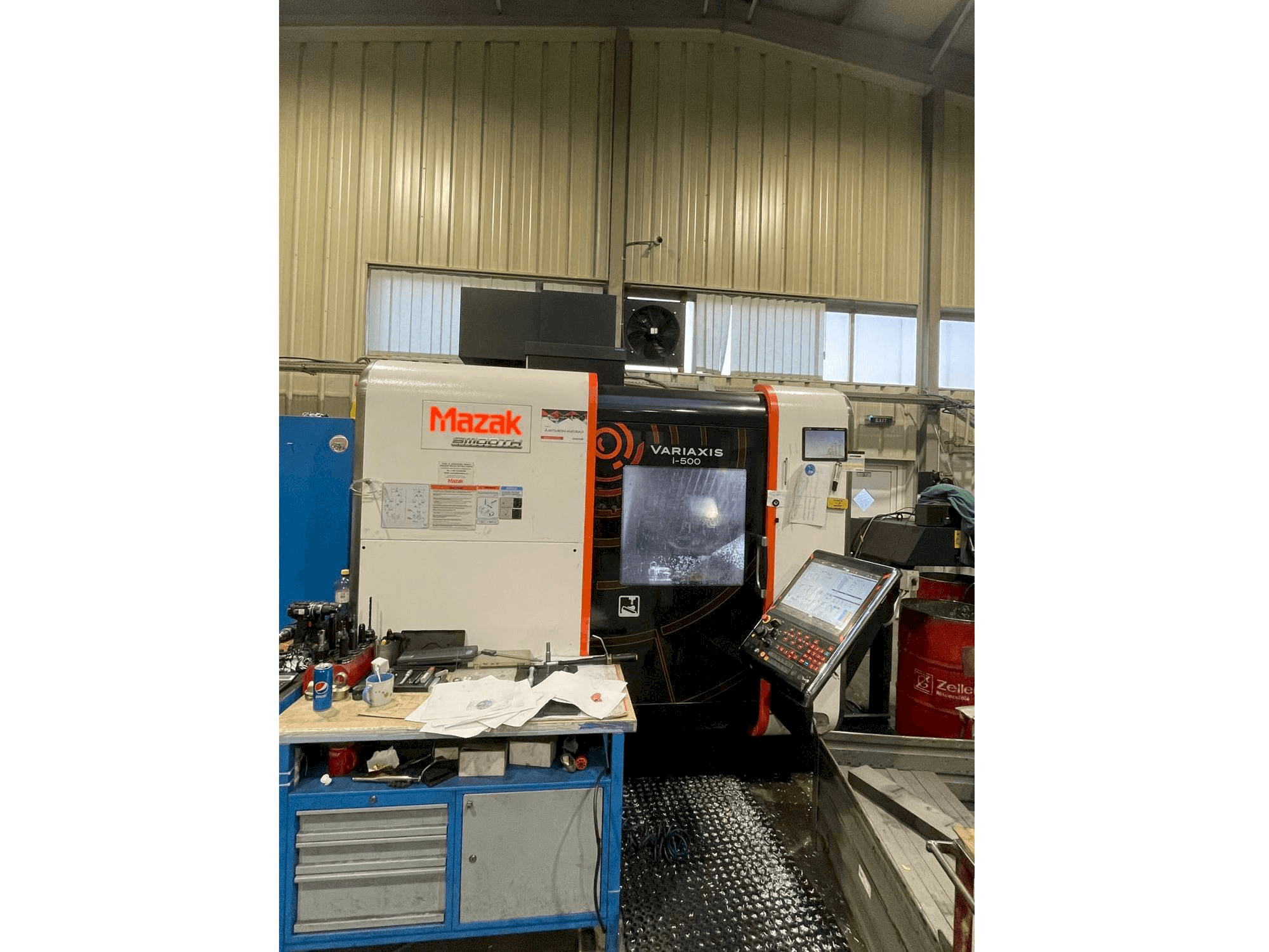 Mazak Variaxis i-500-maskinen framifrån