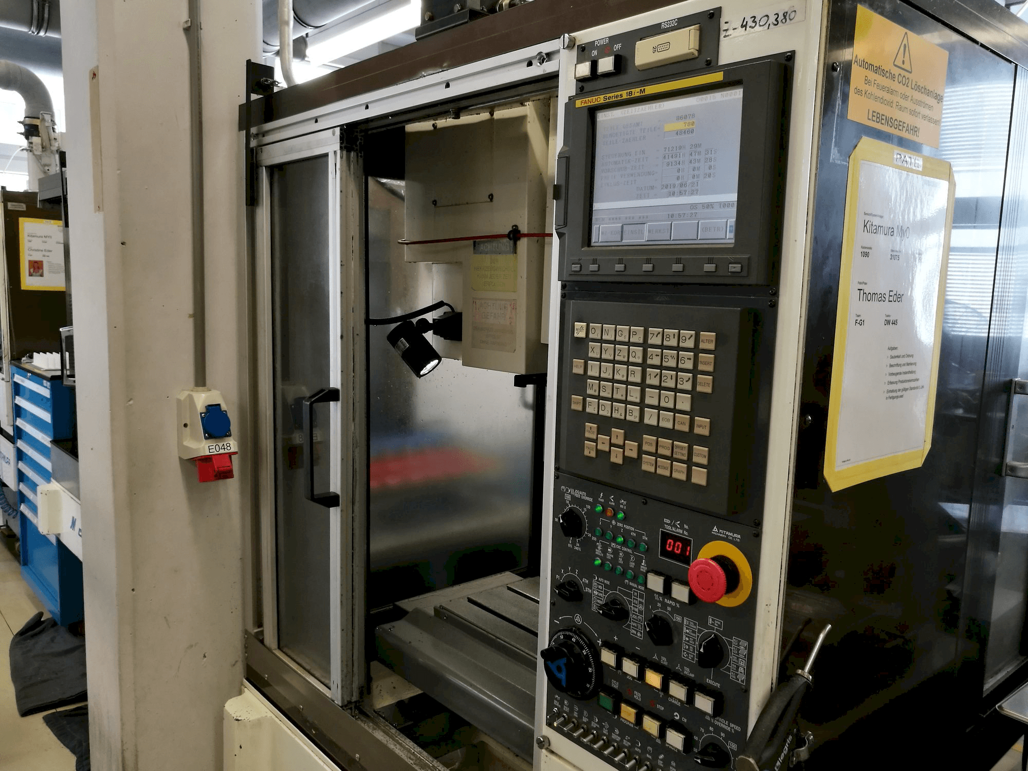 Kitamura Mycenter-0-maskinen framifrån