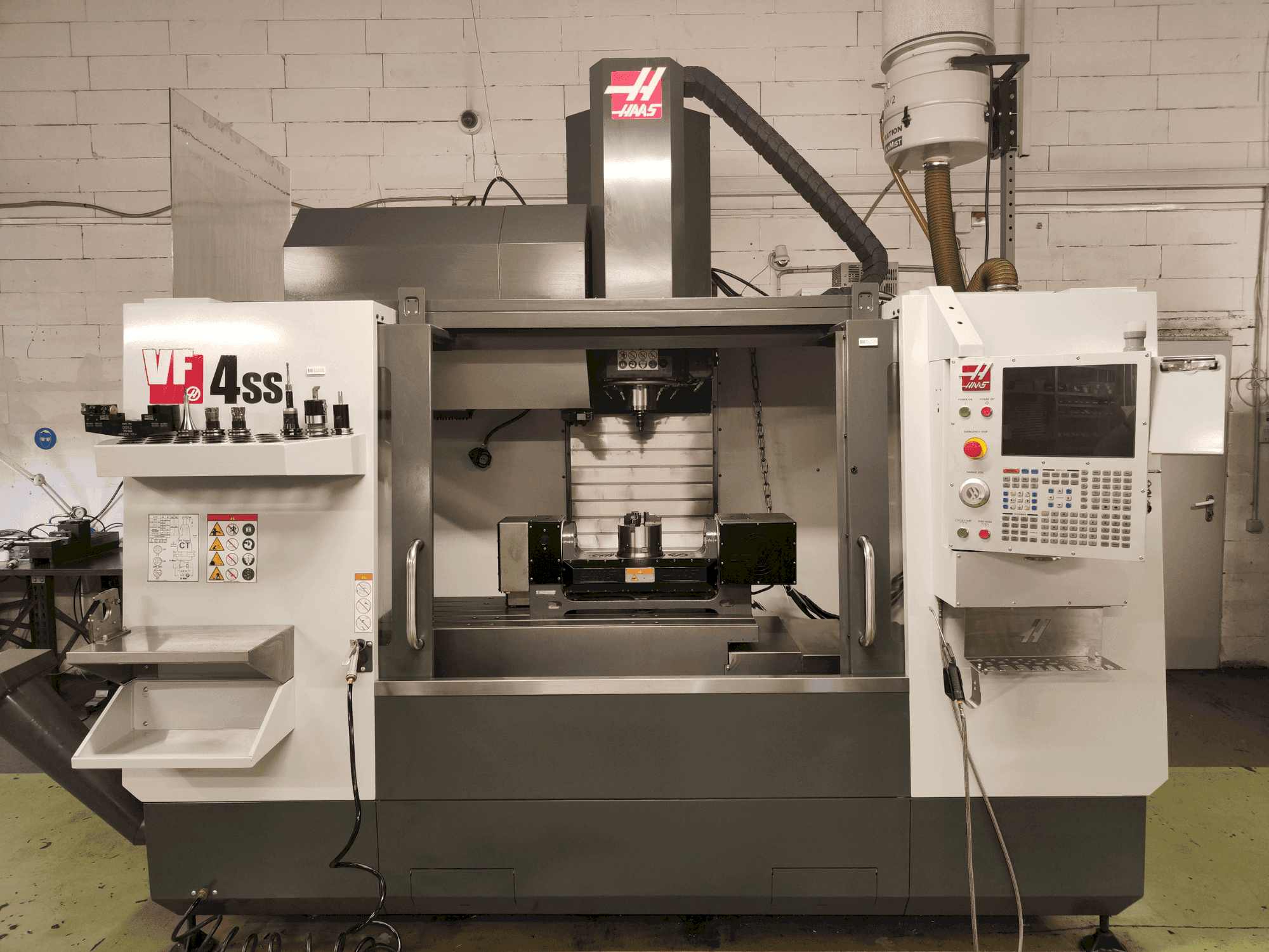 HAAS VF-4SS-maskinen framifrån