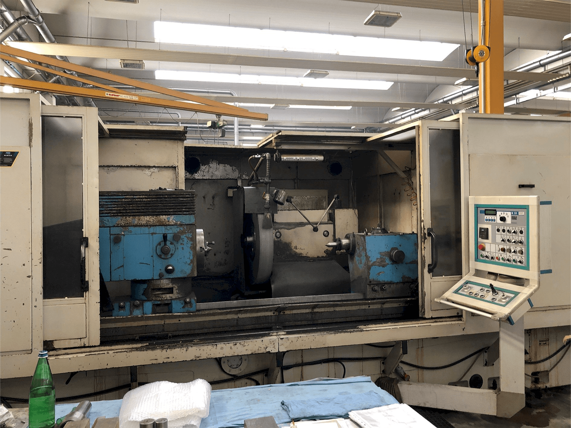 Cetos BUC 63 x 2000-maskinen framifrån