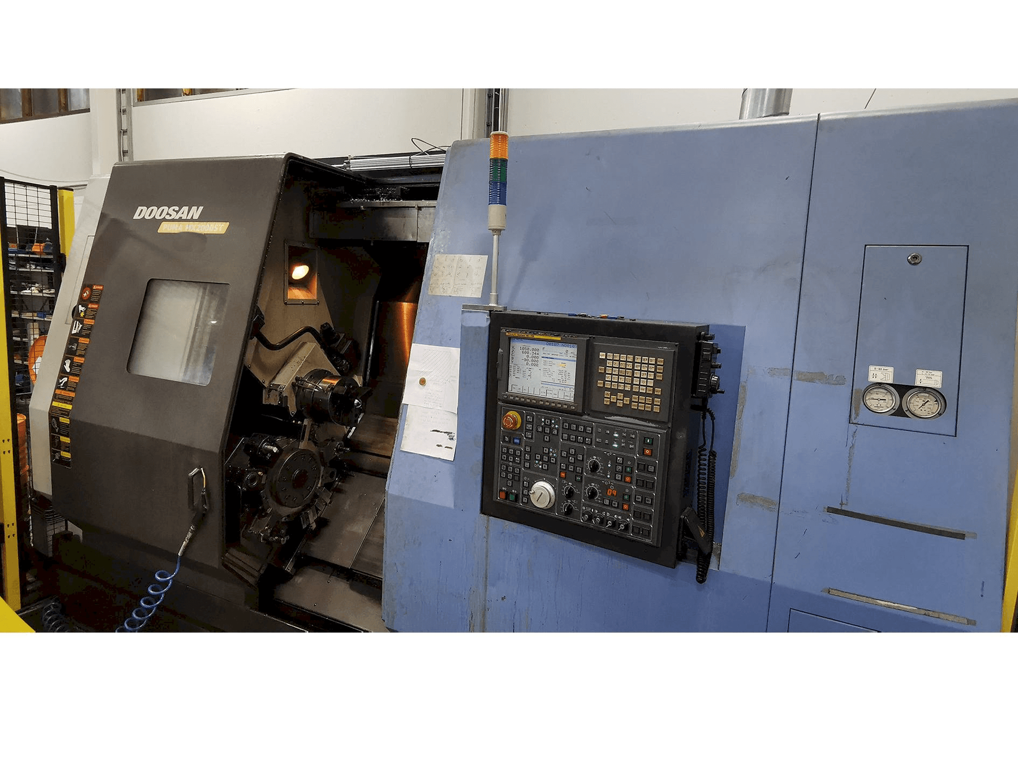 Doosan Puma MX 2000 ST-maskinen framifrån