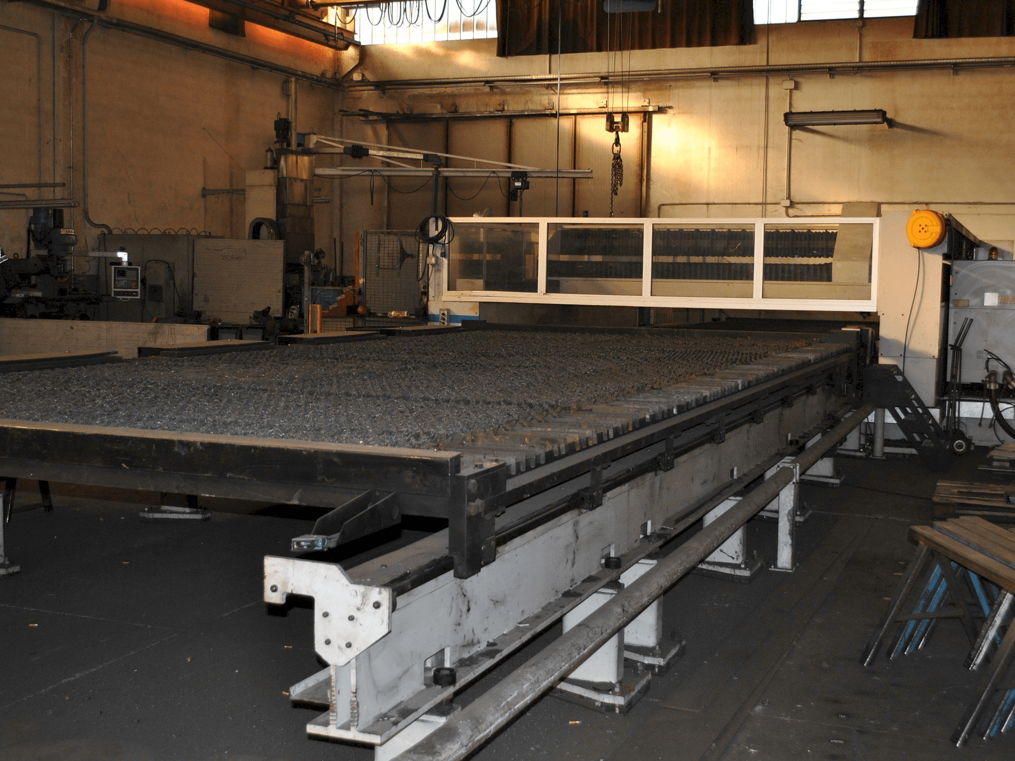 LVD IMPULS 8031-maskinen framifrån