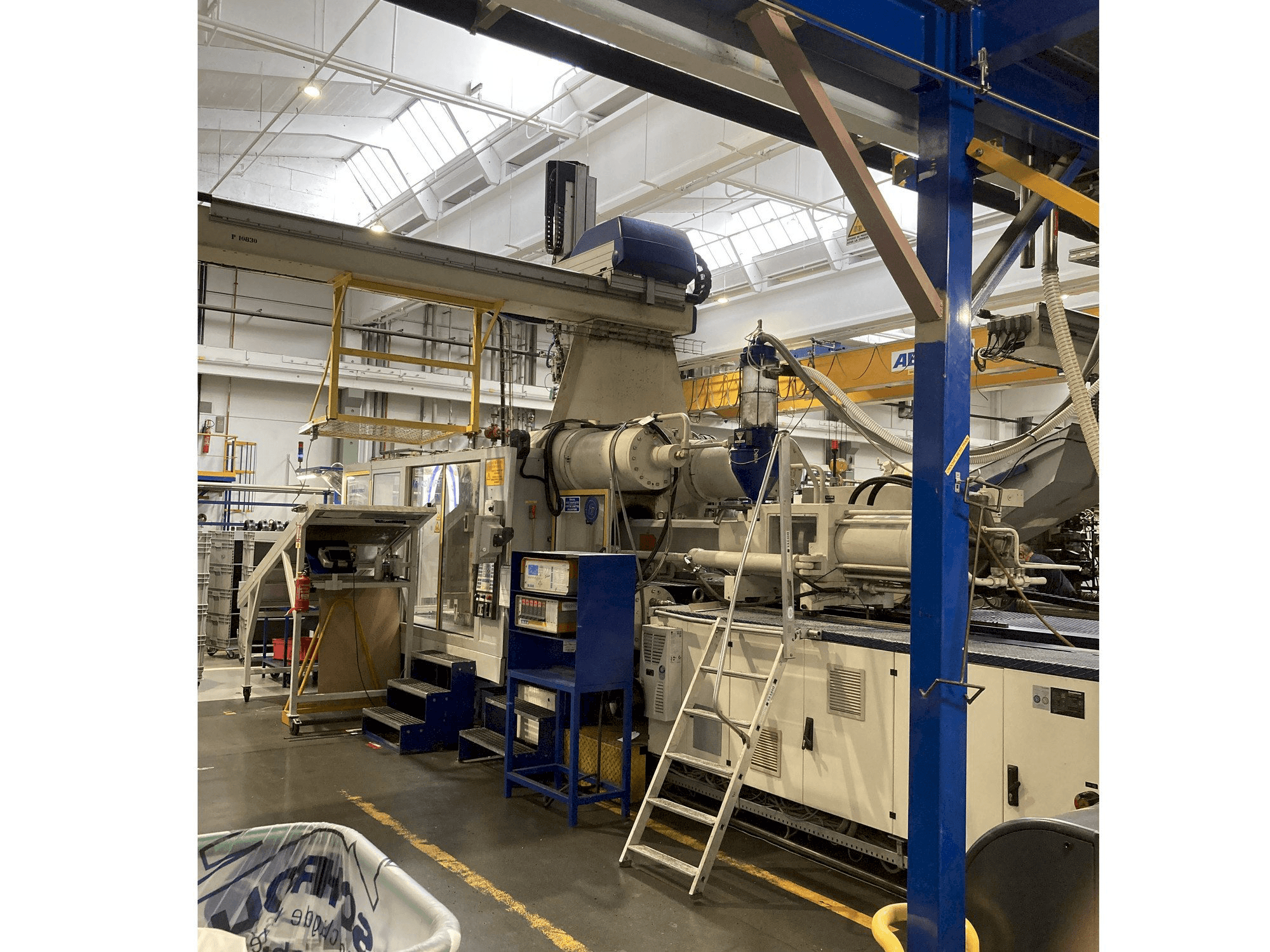 Krauss Maffei 650 – 2700 C1-maskinen framifrån