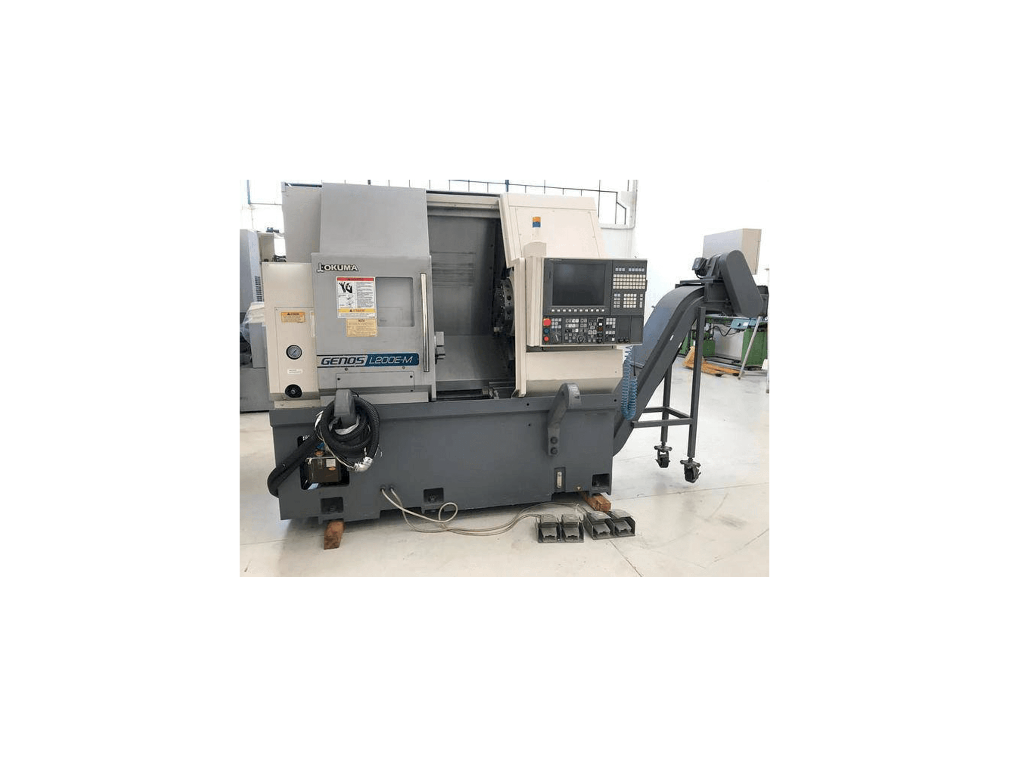 Okuma Genos L200E-MY-maskinen framifrån