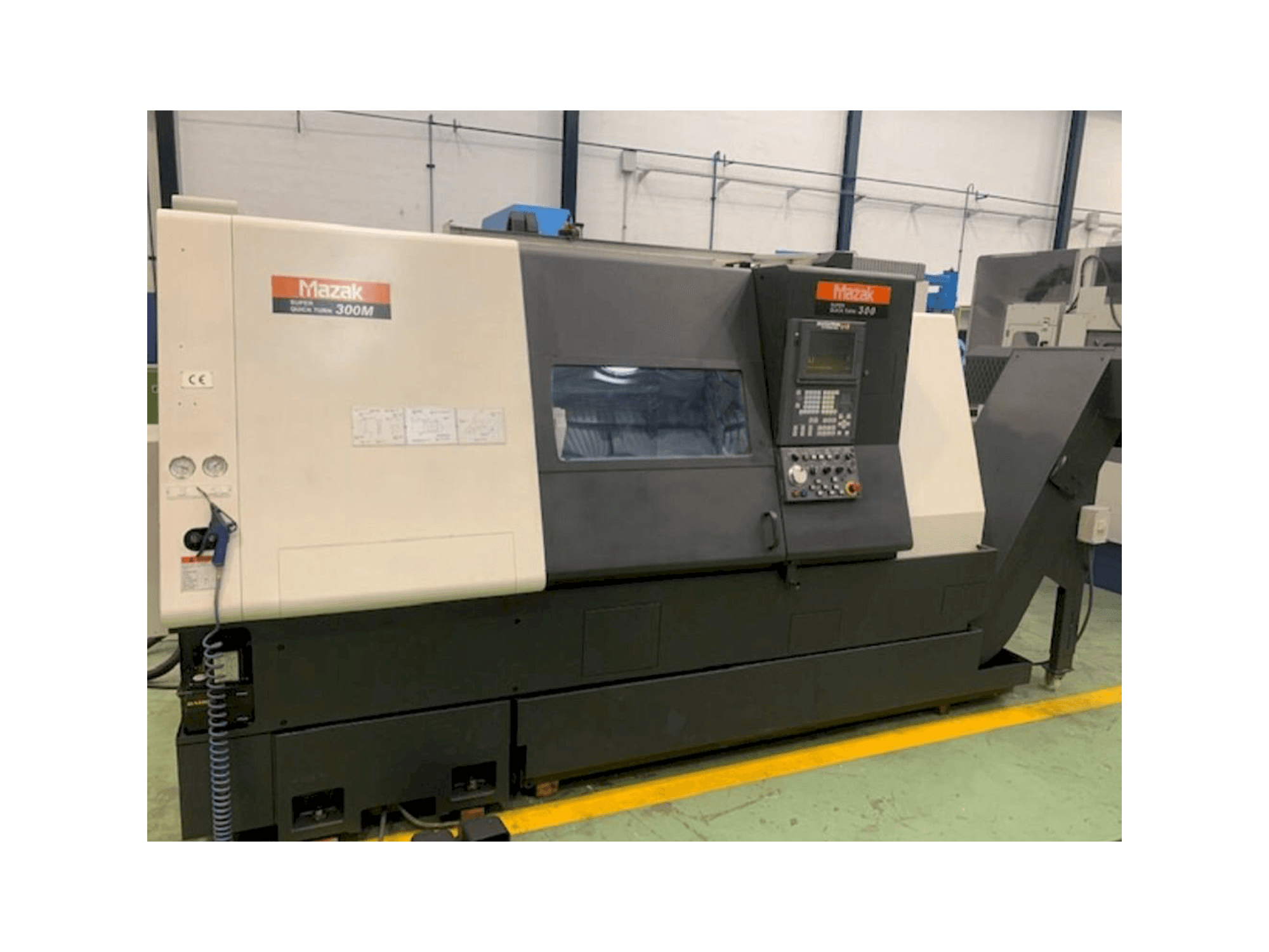 Mazak SQT 300 M-maskinen framifrån