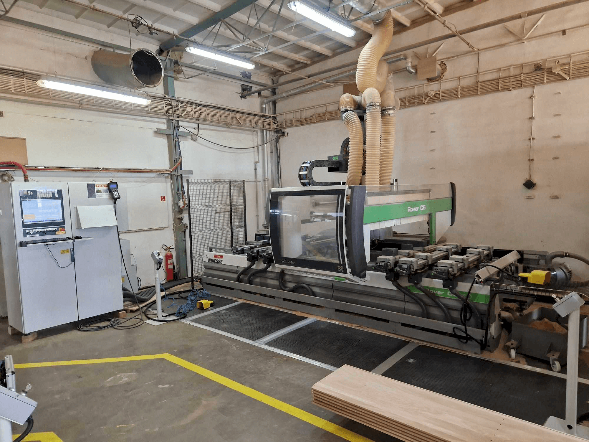 BIESSE ROVER C6.40-maskinen framifrån