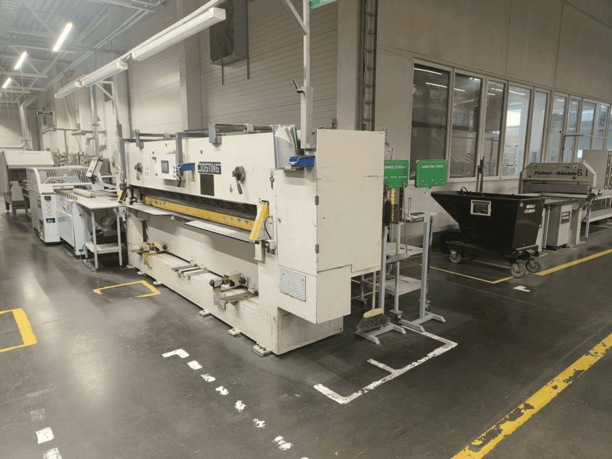 JOSTING ZFS 2800-maskinen framifrån