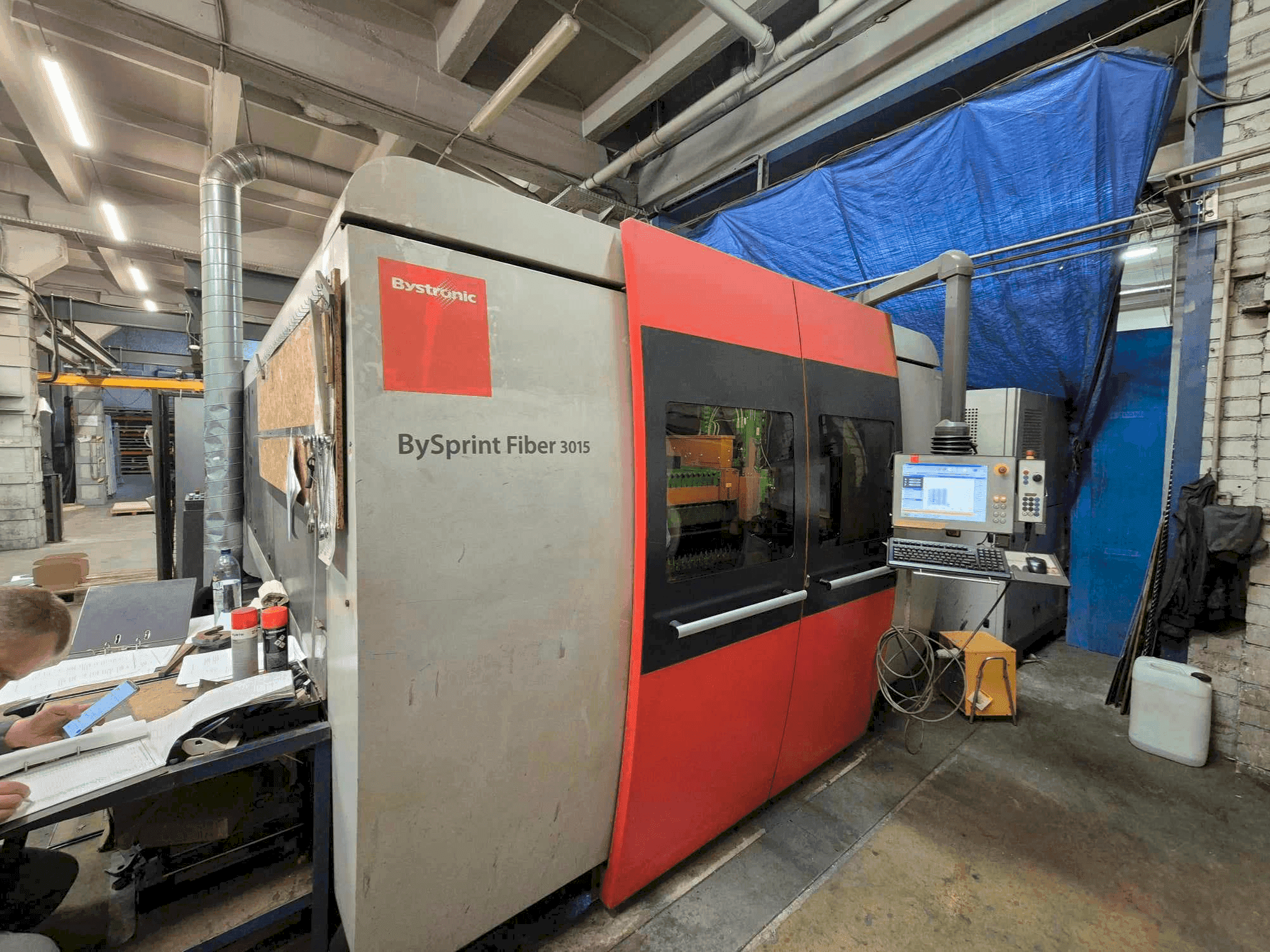 Bystronic Bysprint Fiber 3015 3kW-maskinen framifrån