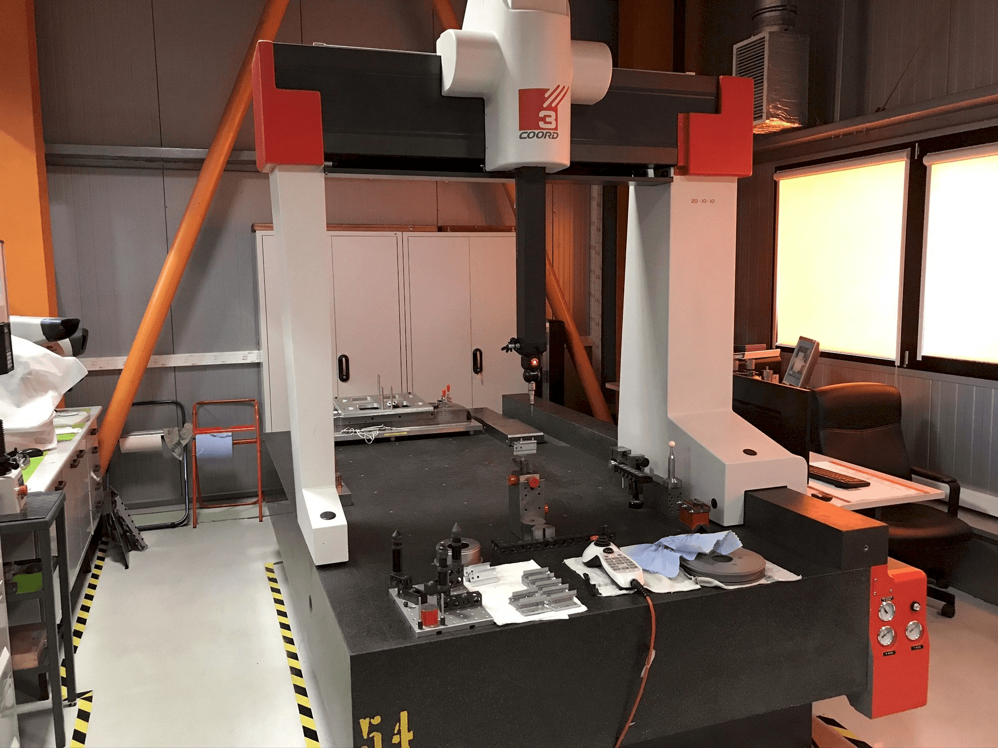 Coord3 MC16 20-10-10-maskinen framifrån