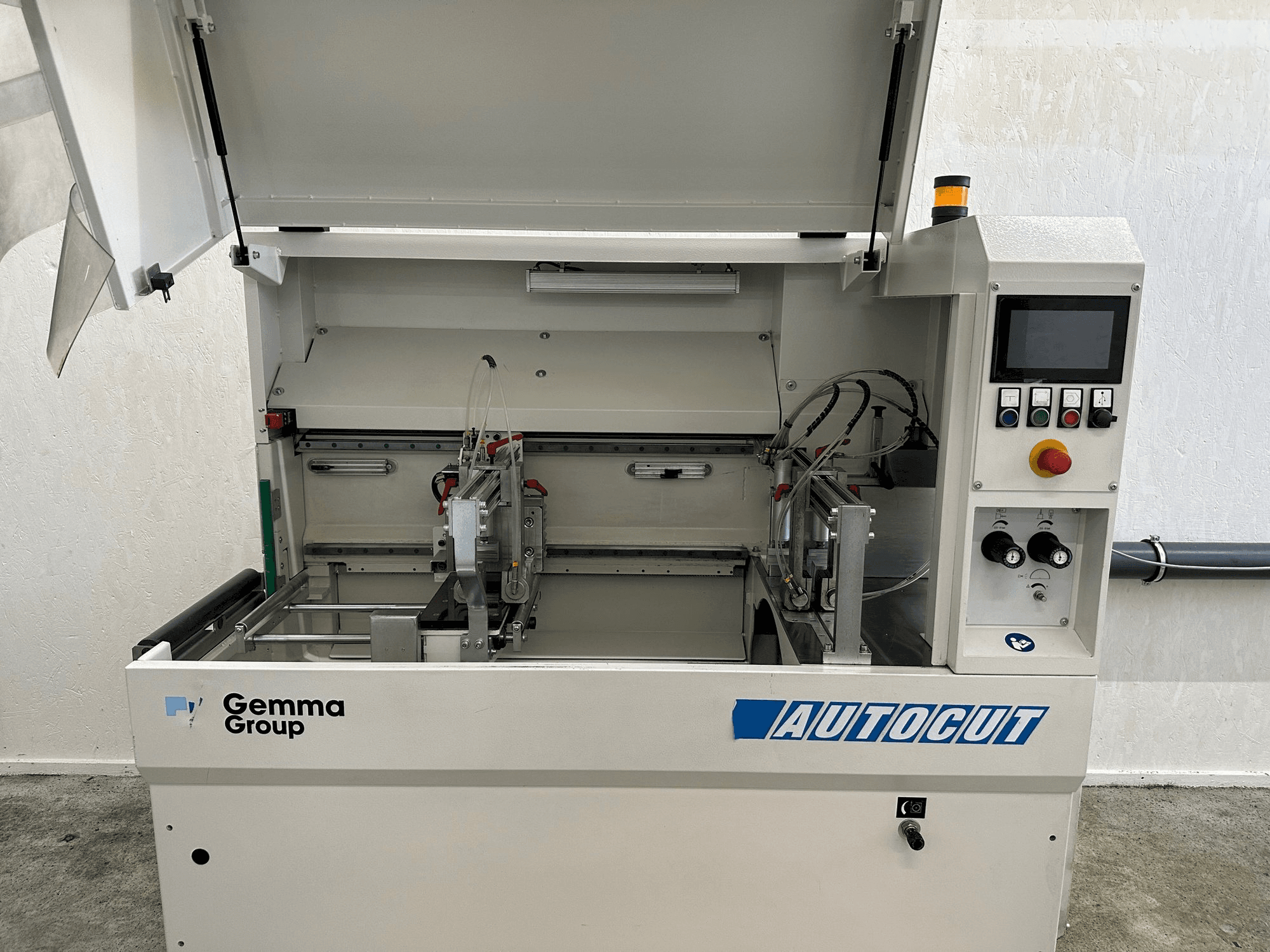 Autocut 550-maskinen framifrån