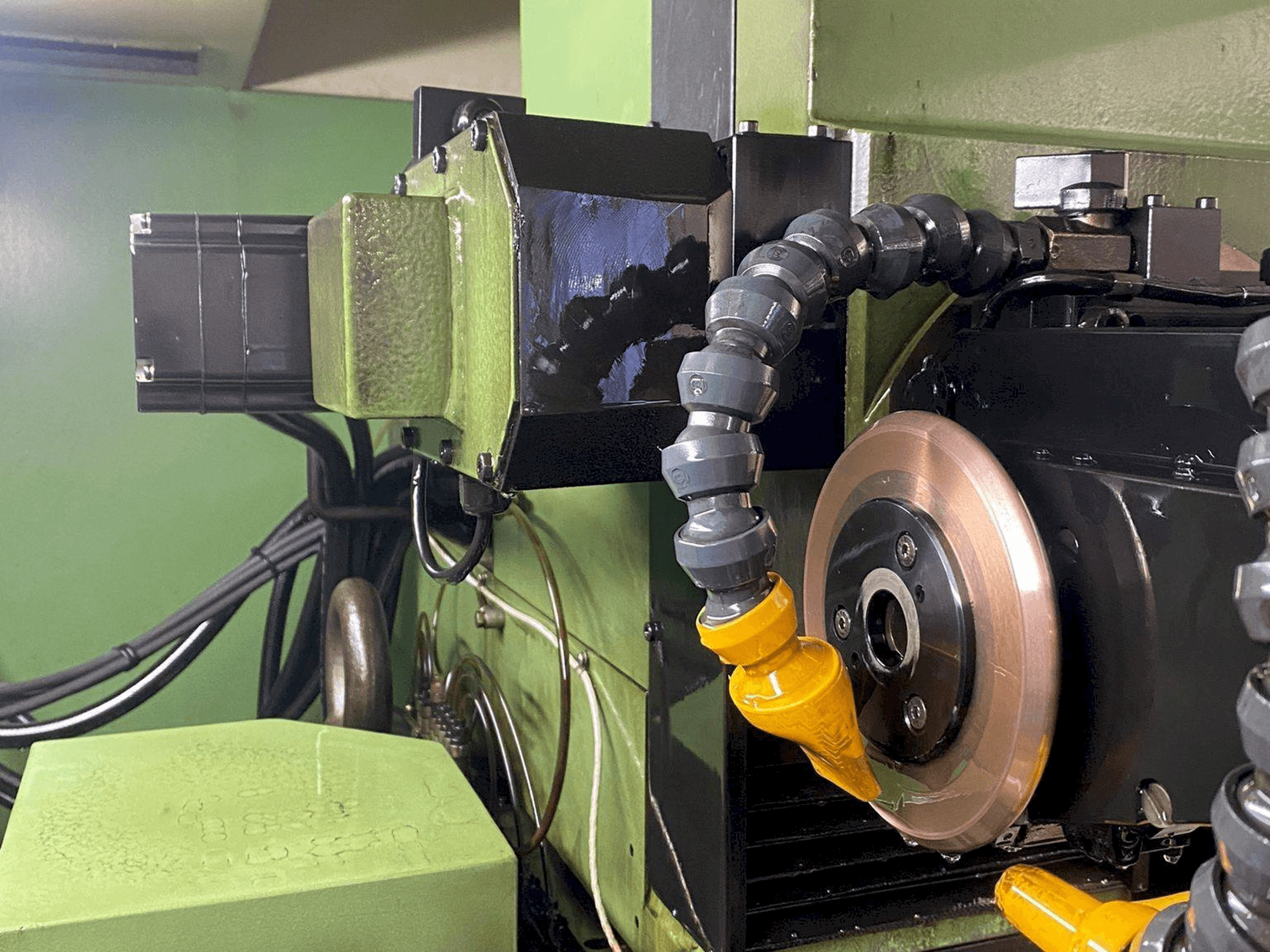 VOLLMER QW72 P-maskinens arbetsyta