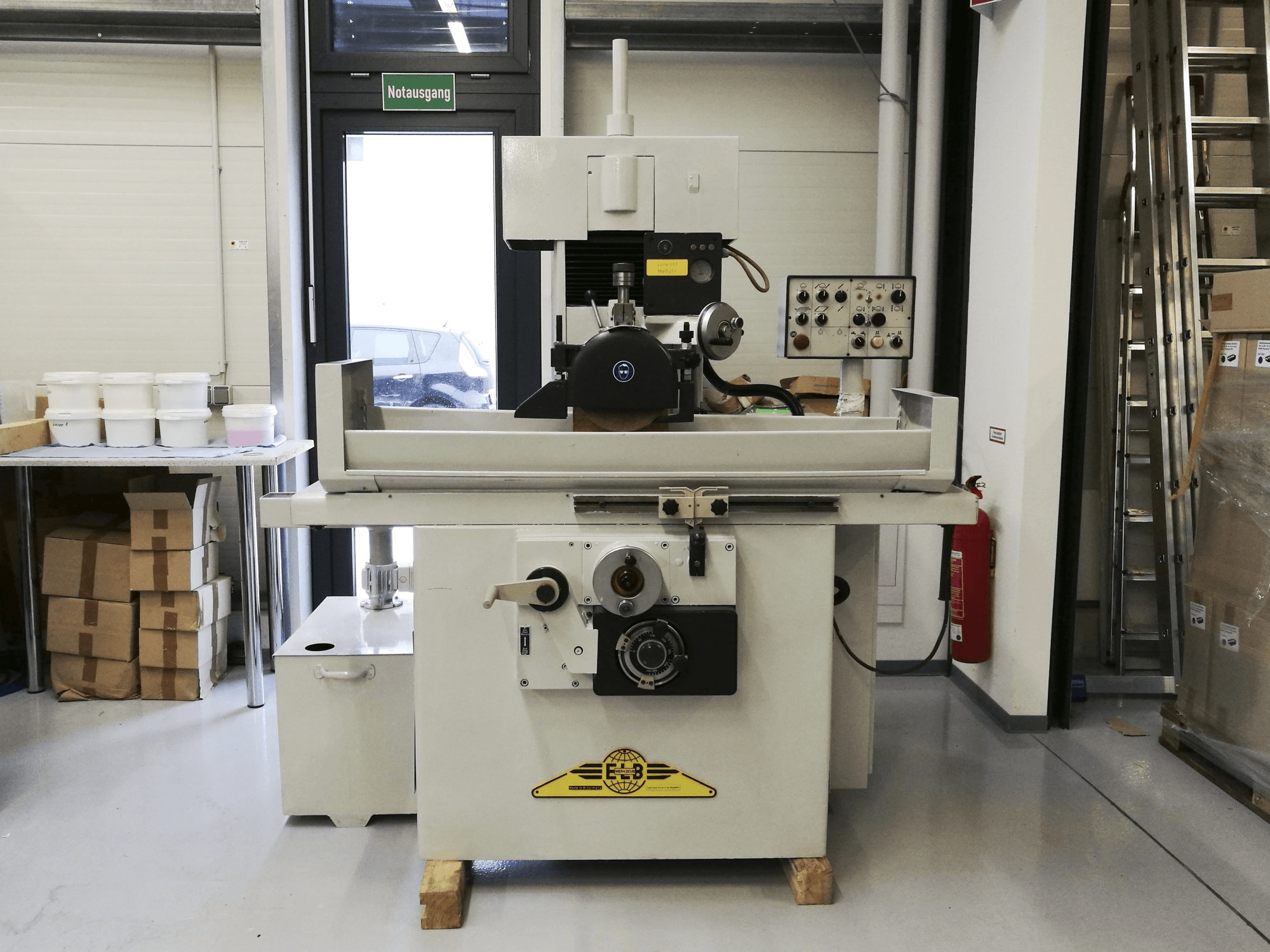 ELB-maskinen framifrånAmb. 5/2 VAI-Z