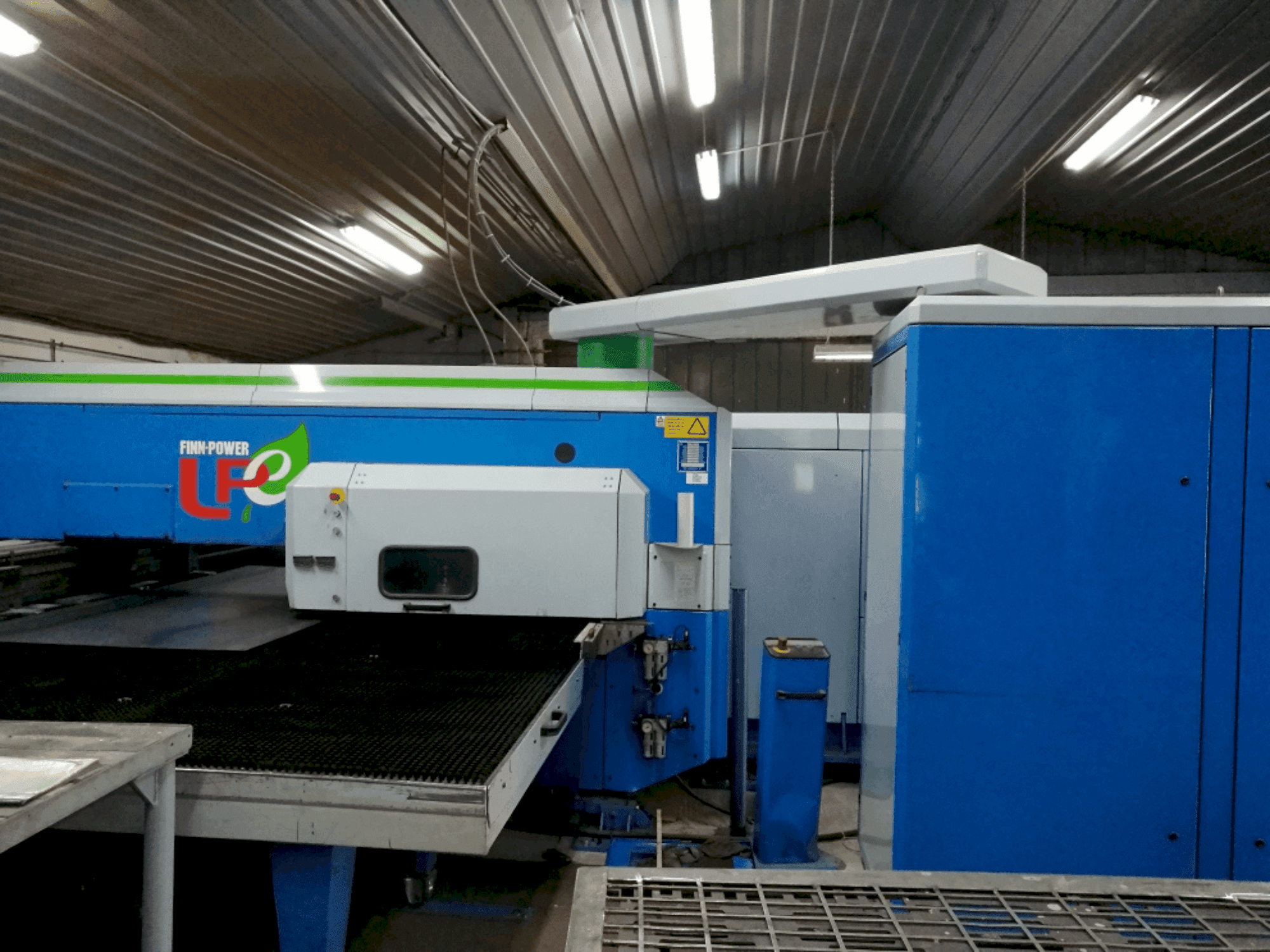 Finn-Power LPE5 SWUH-maskinen framifrån