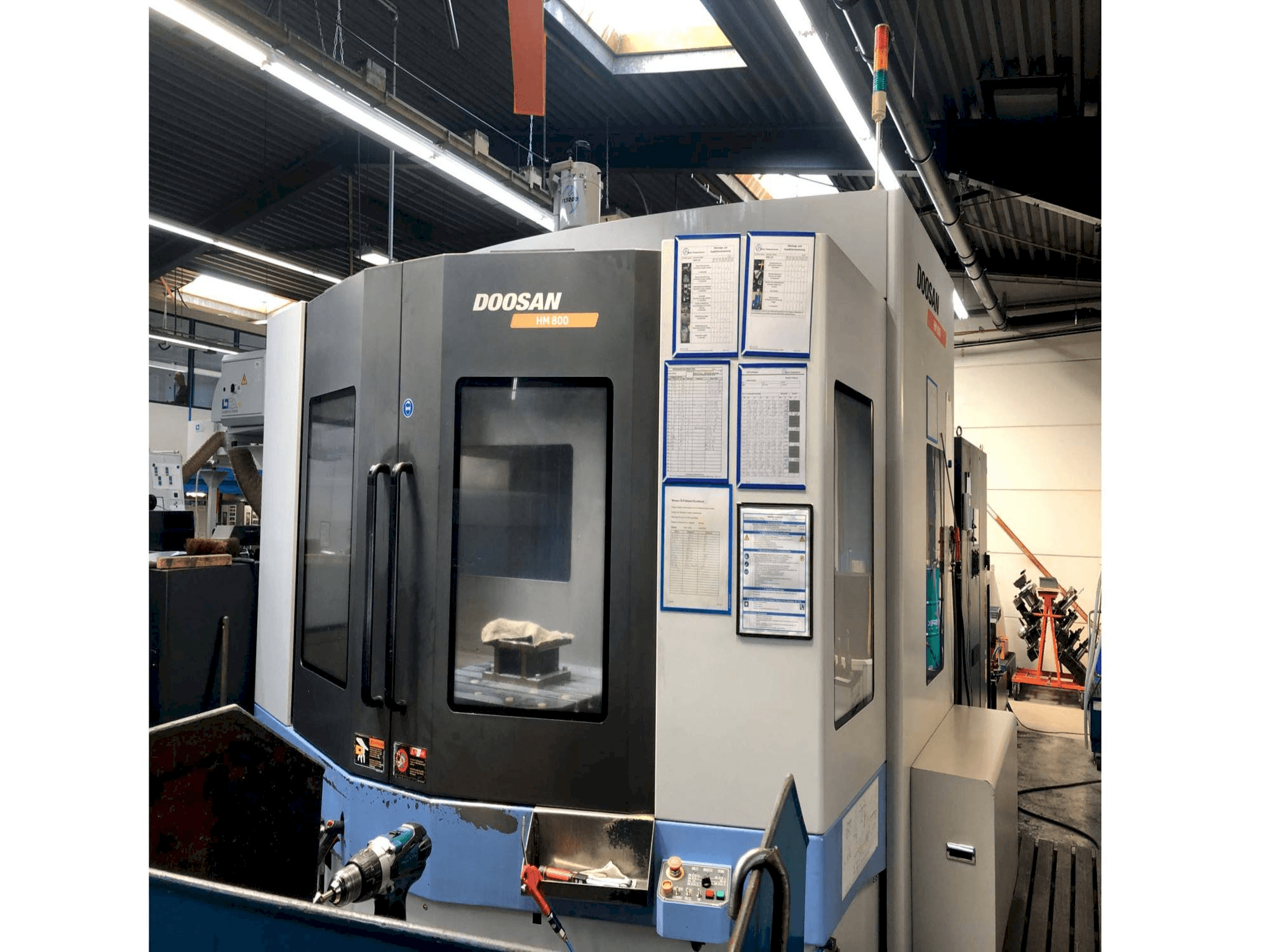 Doosan HM 800-maskinen framifrån
