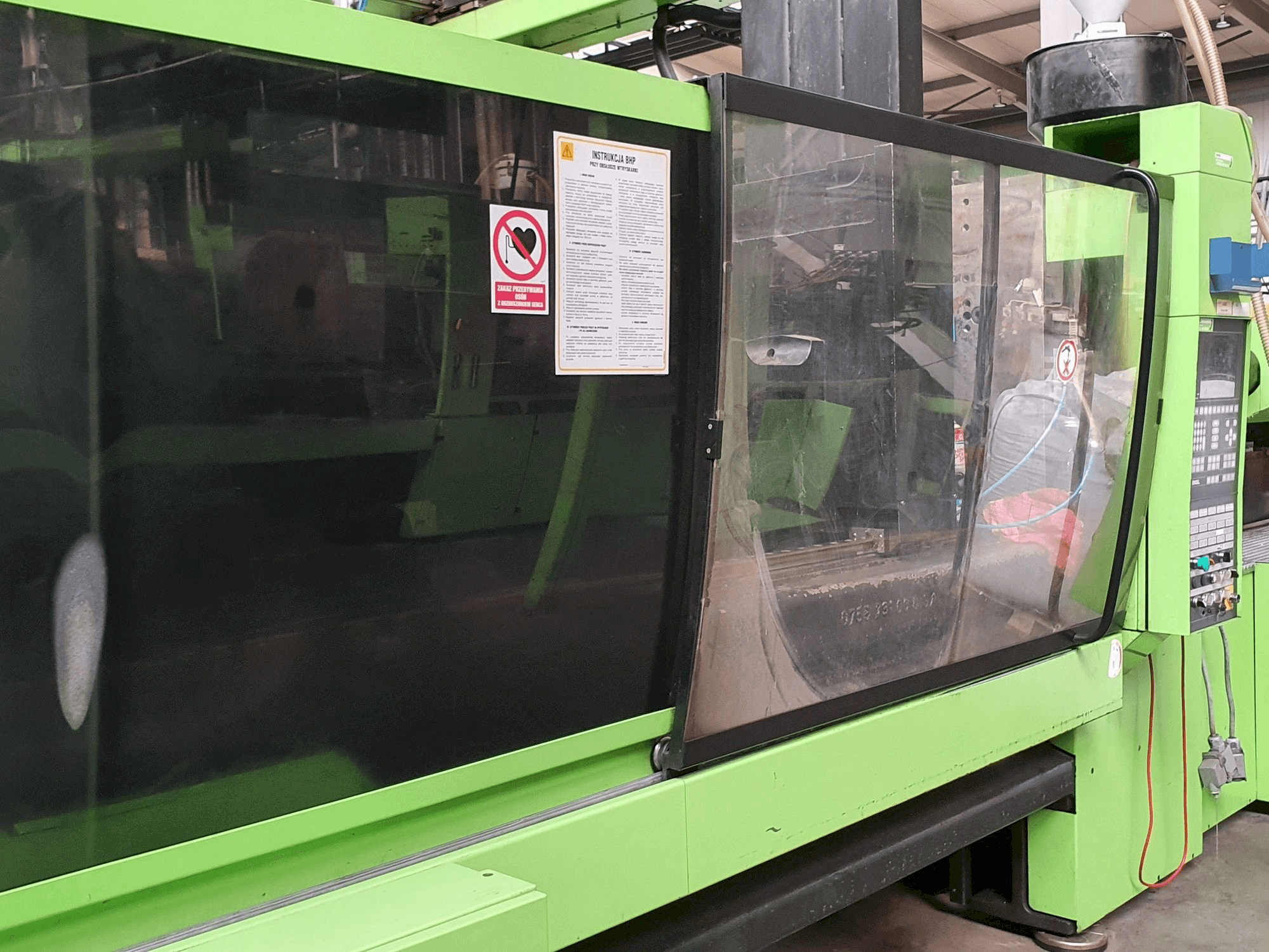 ENGEL 400 ES2550/400 HL-maskinen framifrån