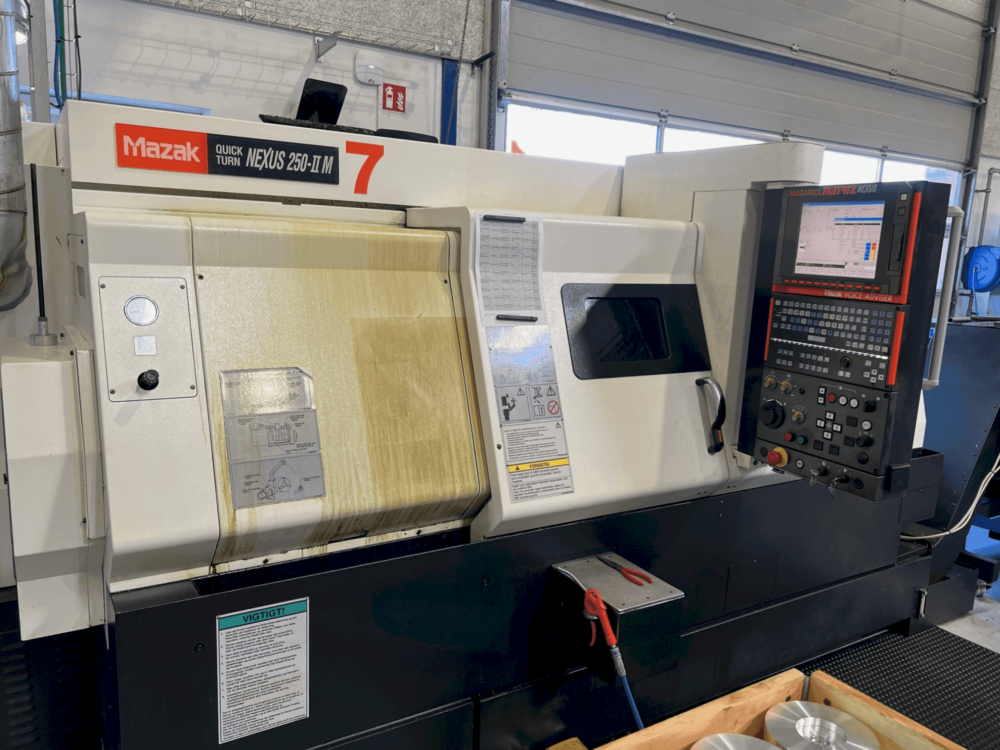 Mazak QTN 250-II M-maskinen framifrån