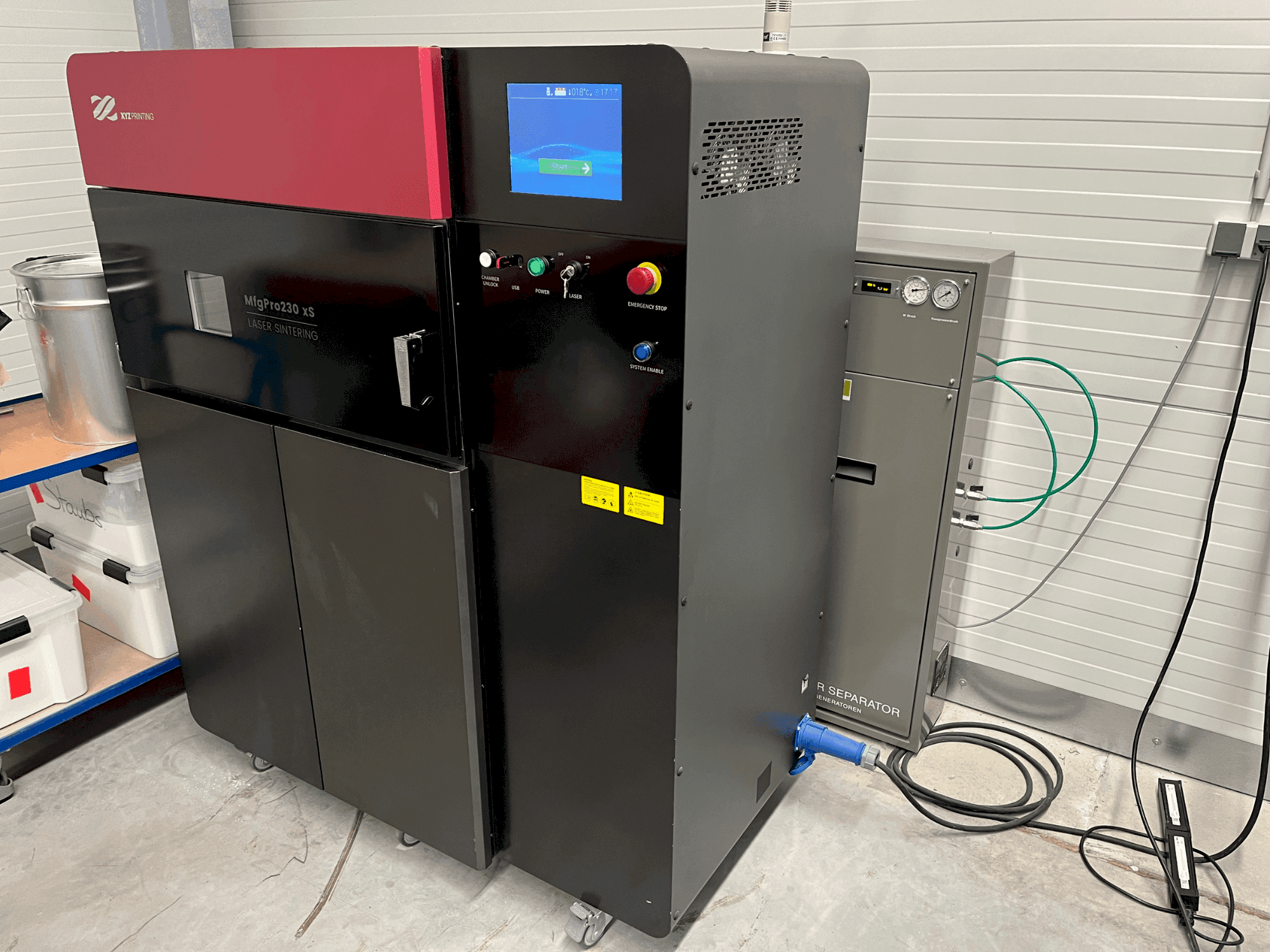 XYZ MfgPro230 xS (2022)-maskinen framifrån