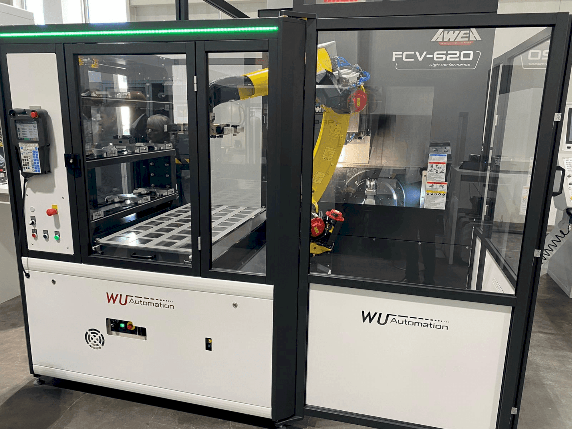 WU Automation RZ-3/35-maskinen framifrån