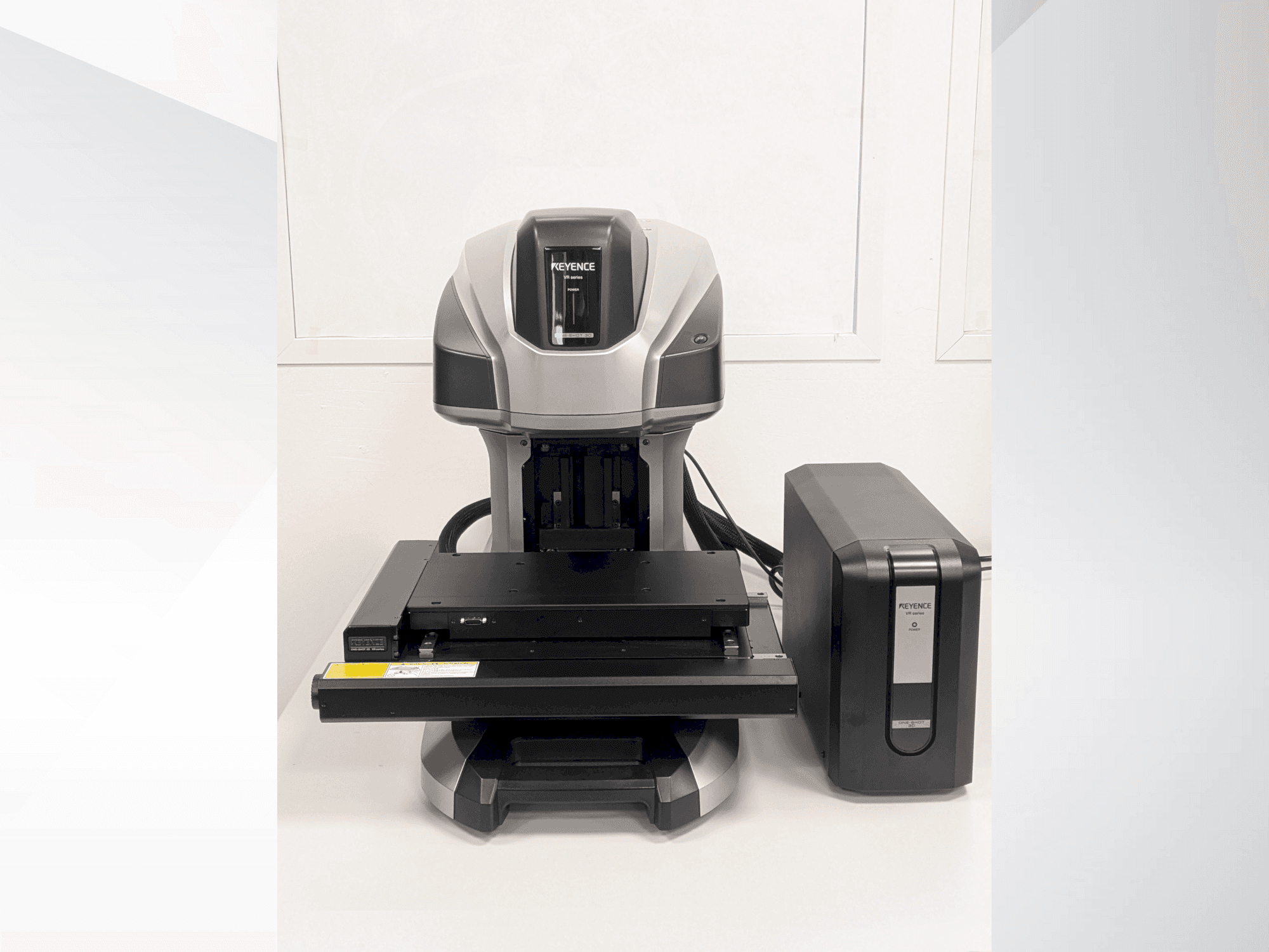 KEYENCE VR-6200-maskinen framifrån