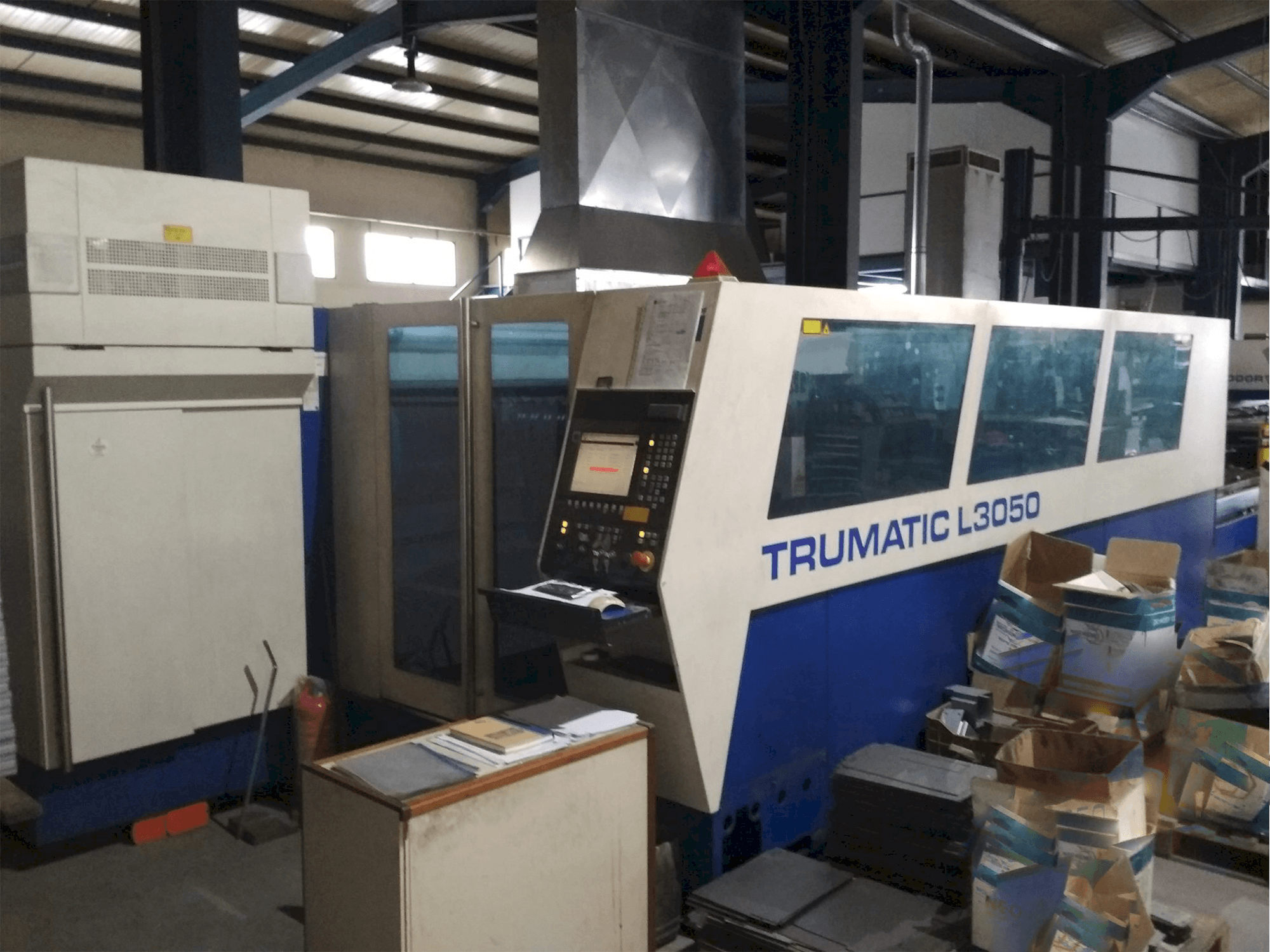 Trumpf Trumatic L3050 5kw-maskinen framifrån