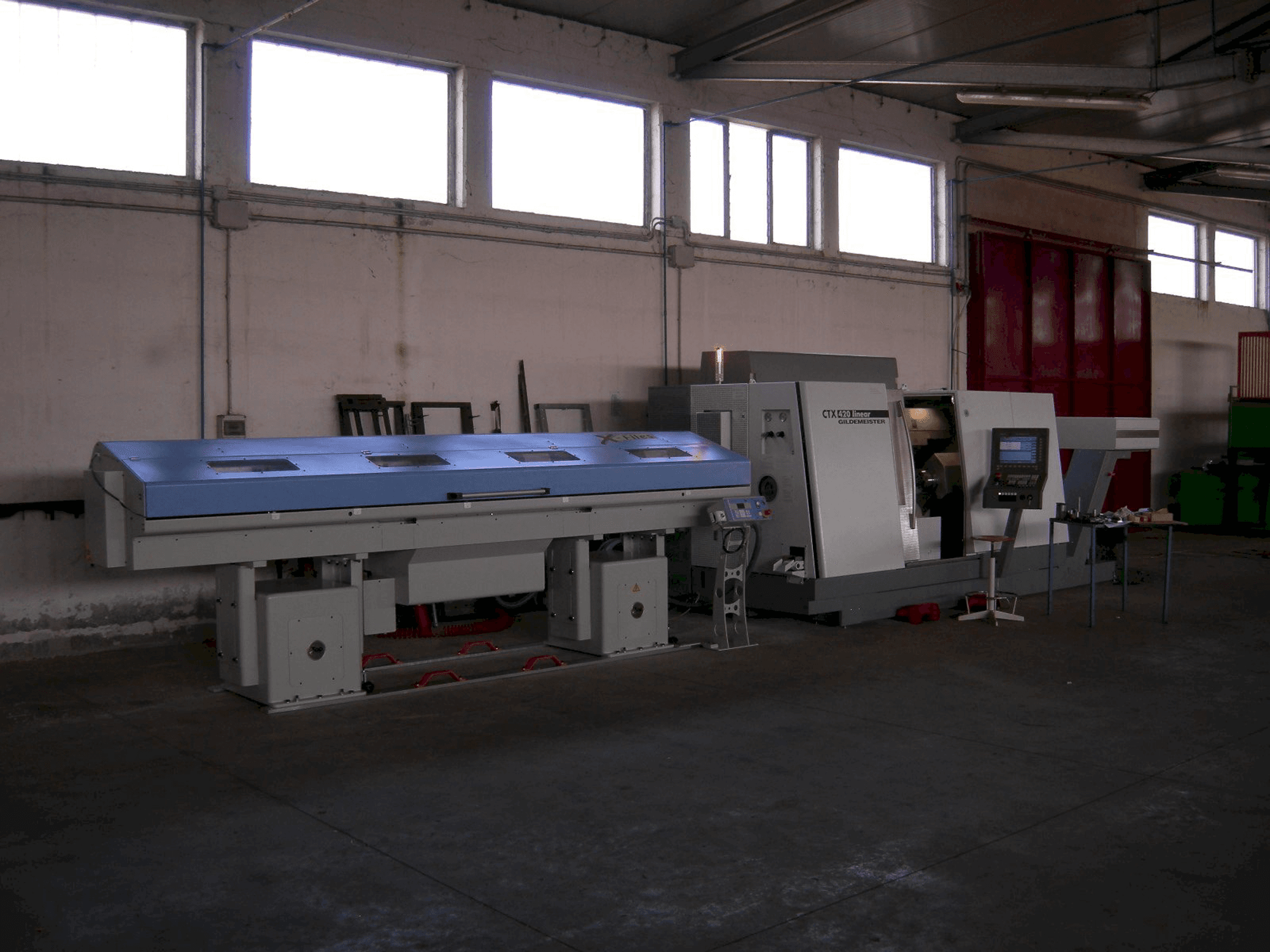 Gildemeister CTX 420 V6 linear-maskinen framifrån