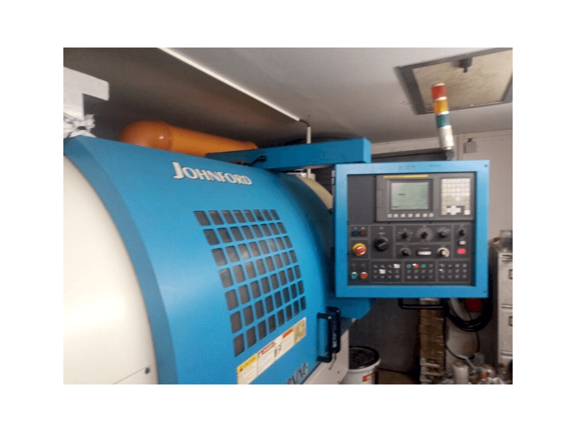 Johnford SL-40-maskinen framifrån