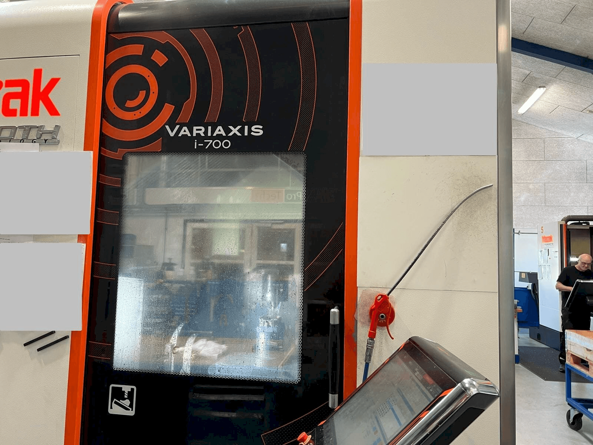 Mazak Variaxis i-700-maskinen framifrån