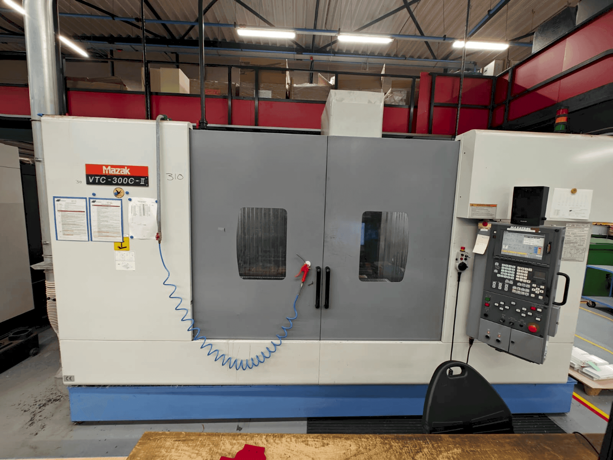 Mazak VTC-300C-maskinen framifrån