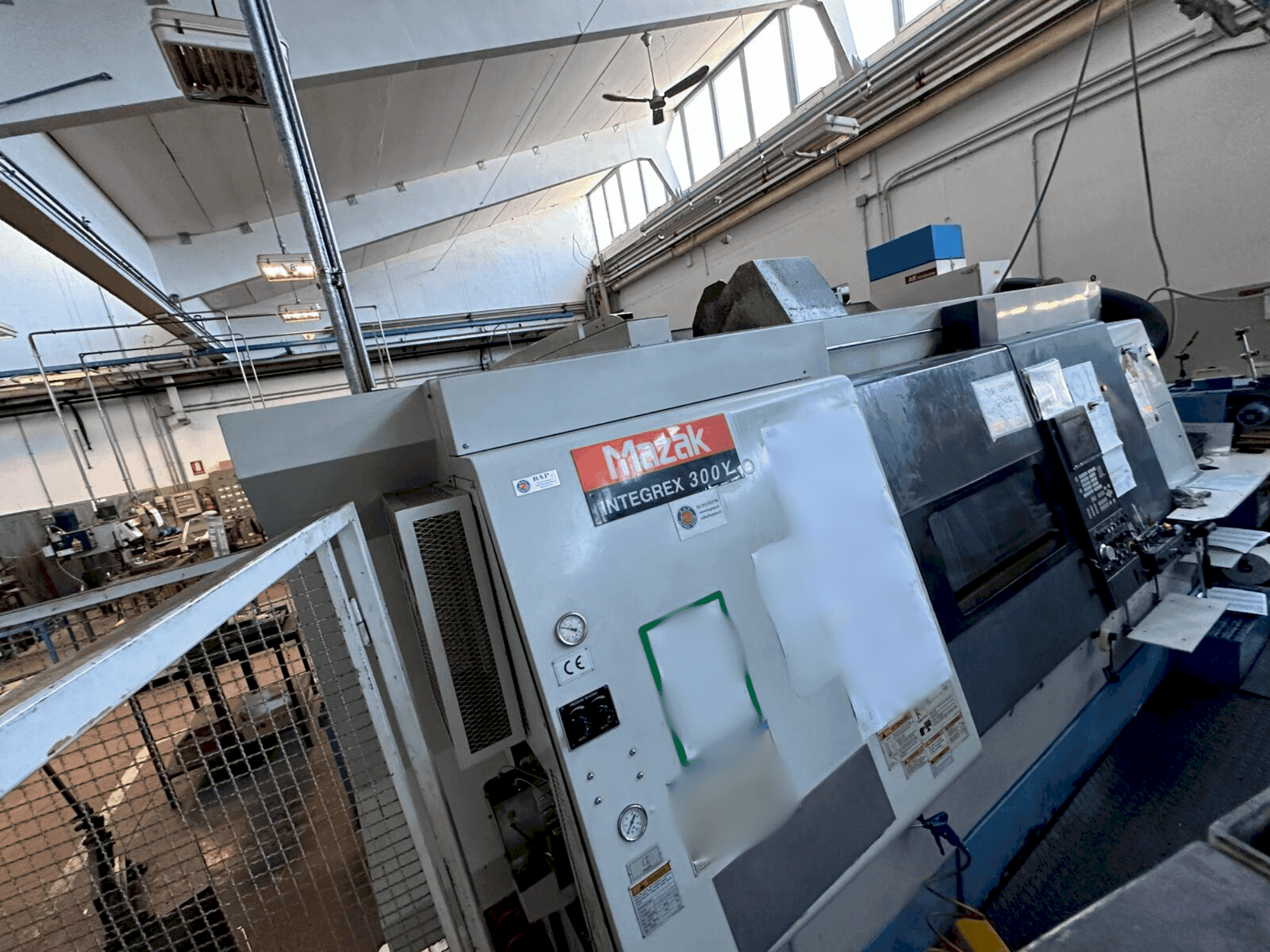 Mazak INTEGREX 300Y-maskinen framifrån