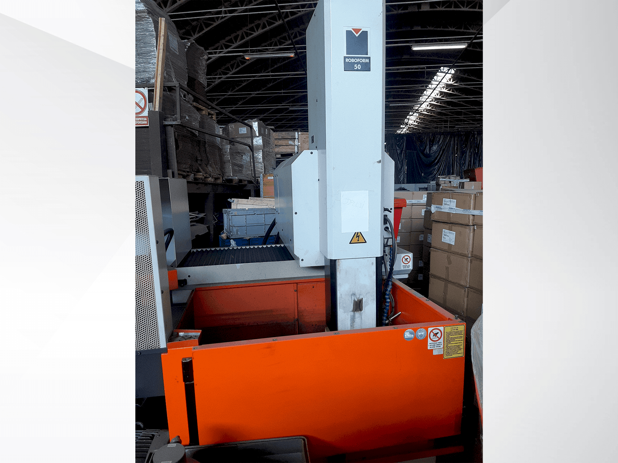 CHARMILLES ROBOFORM 50-maskinen framifrån