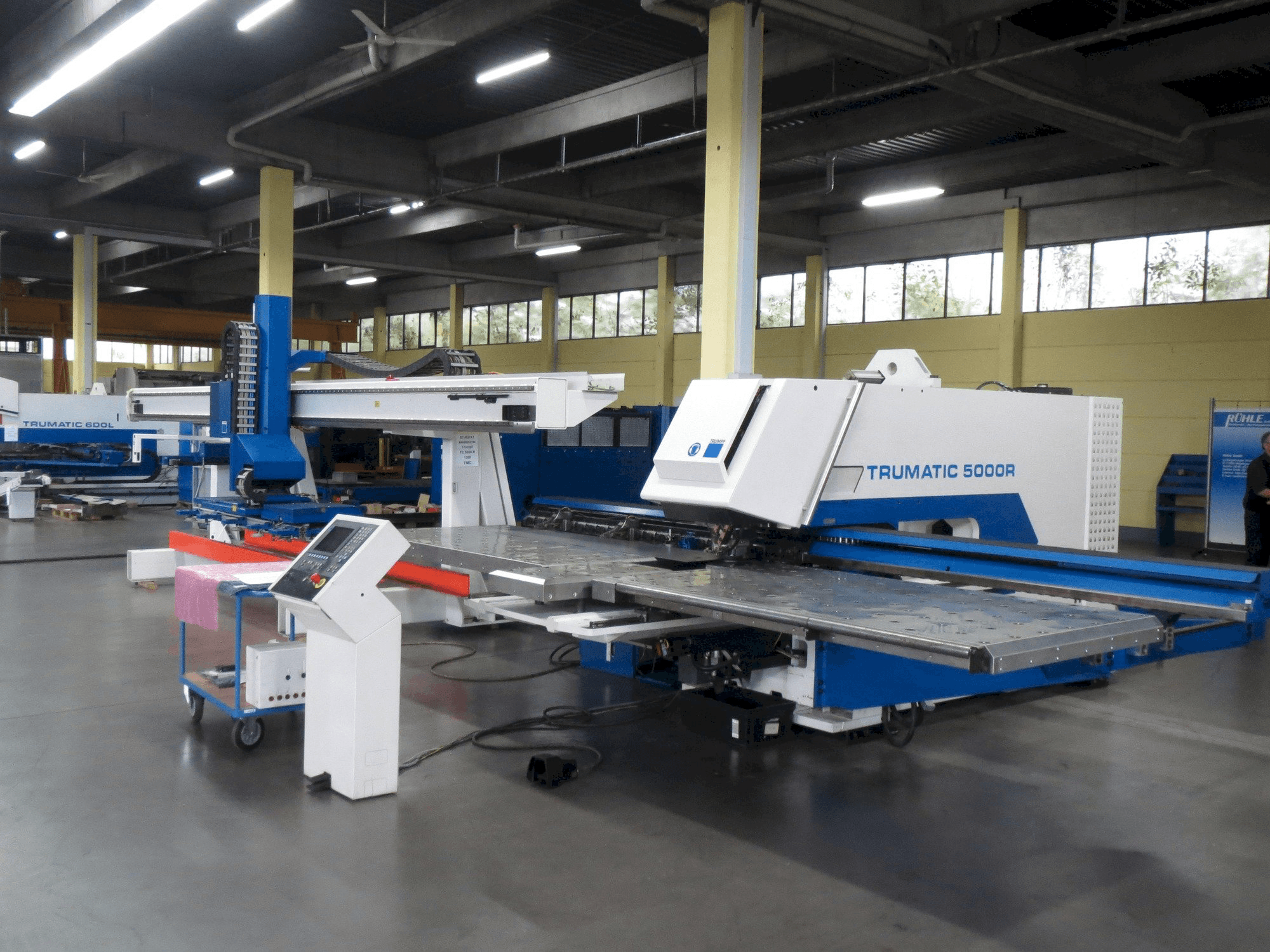 Trumpf Trumatic 5000 R-maskinen framifrån