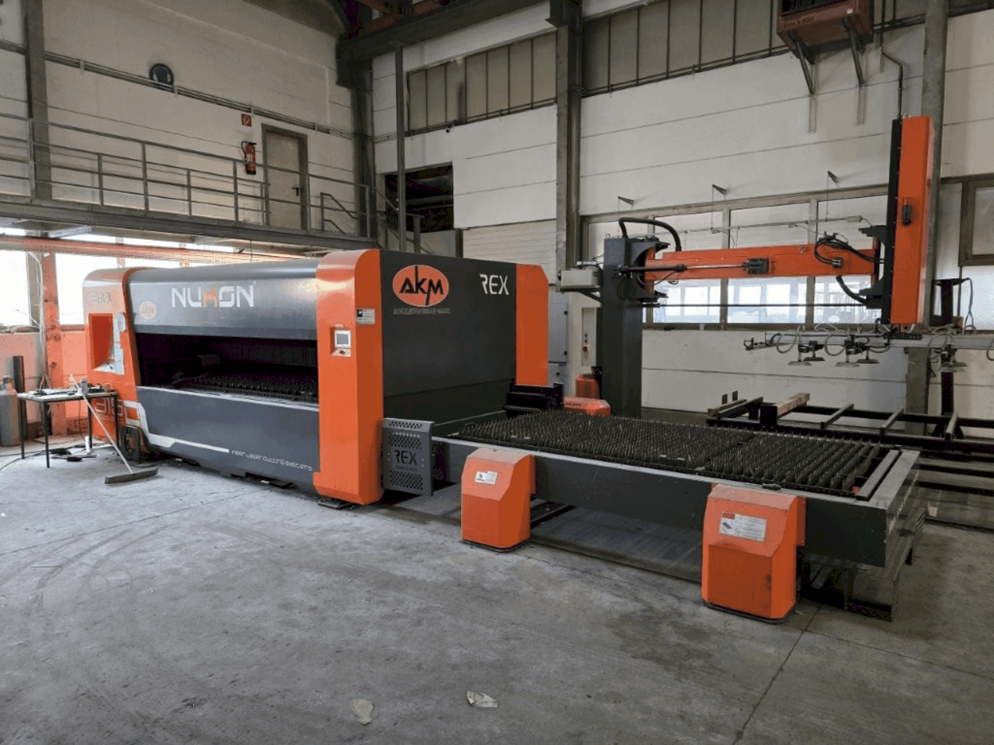 NUKON Rex 315-maskinen framifrån