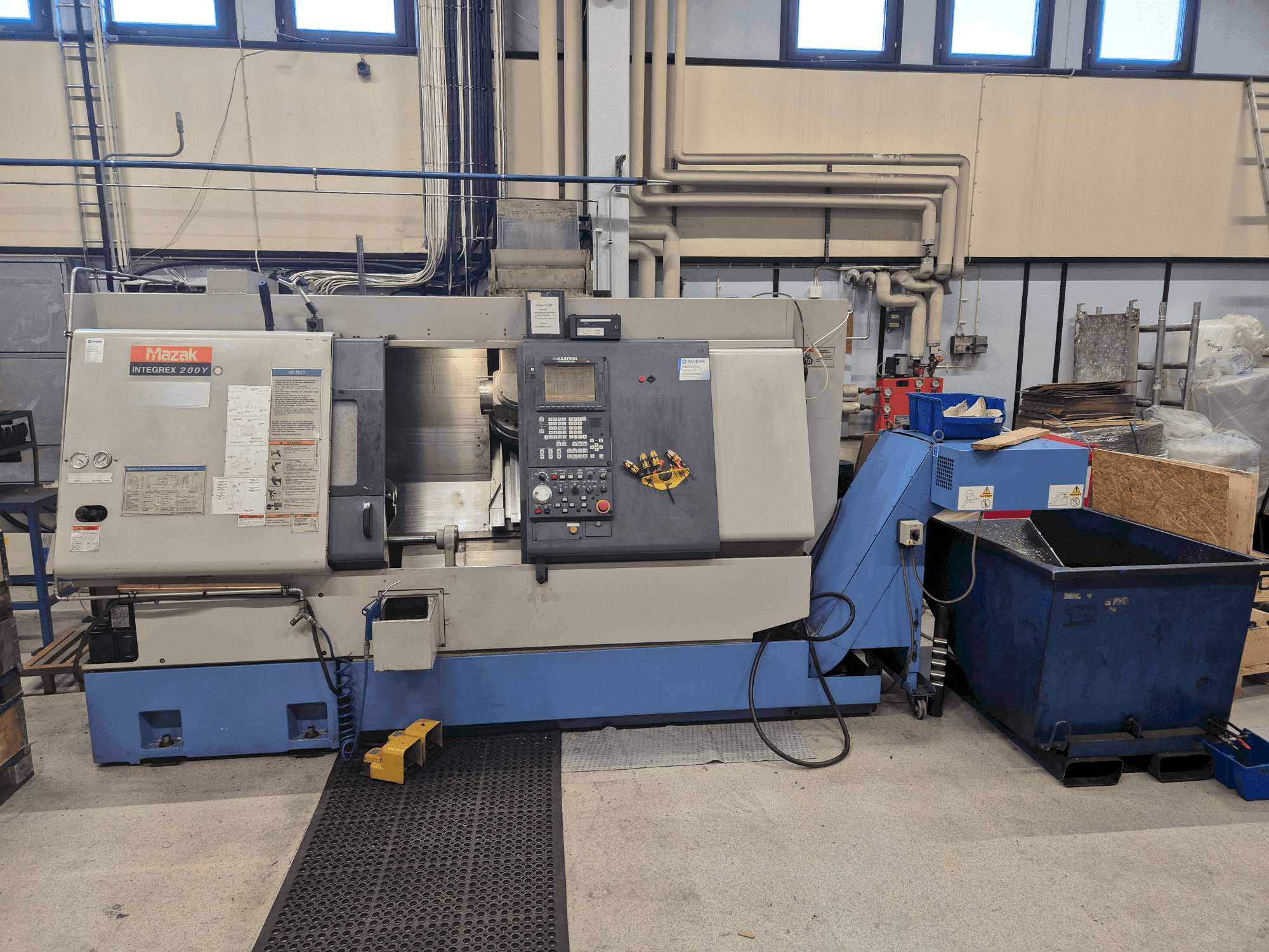 Mazak Integrex 200Y-maskinen framifrån