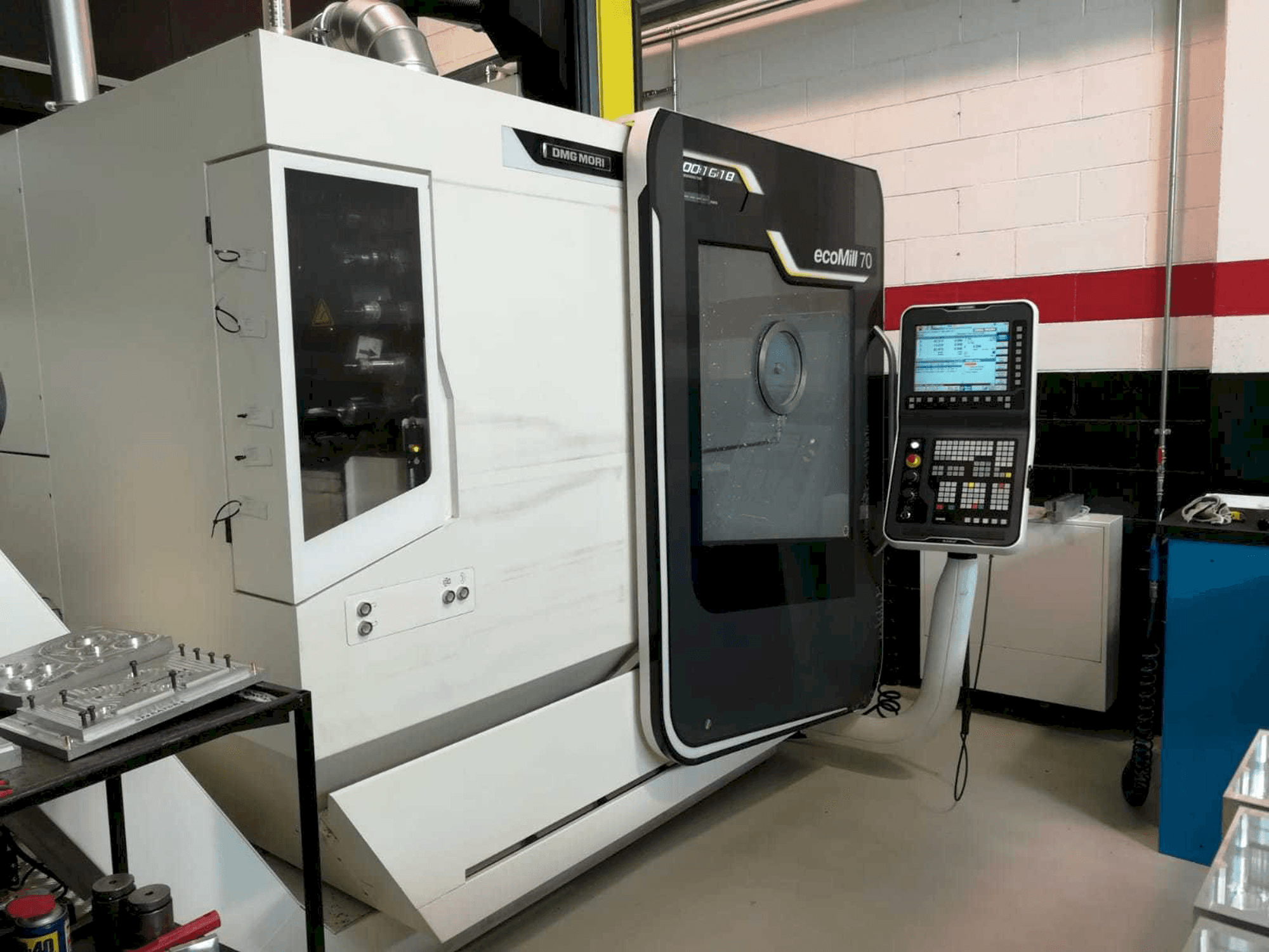 DMG Deckel Maho Ecomill 70-maskinen framifrån