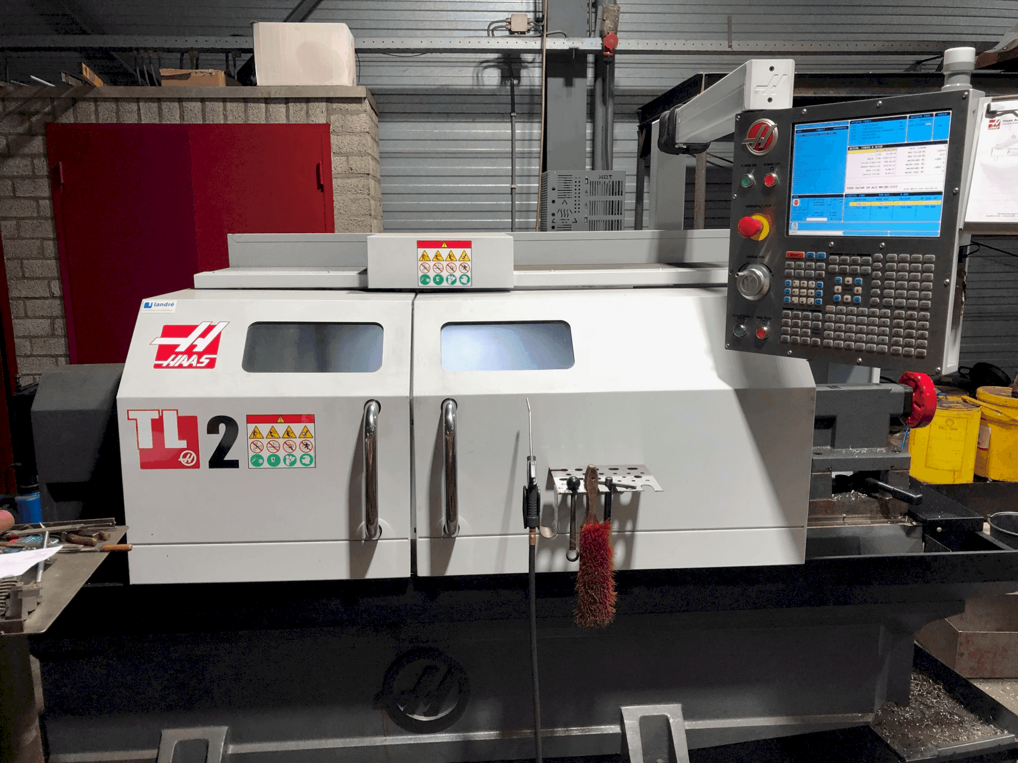 HAAS TL-2-maskinen framifrån