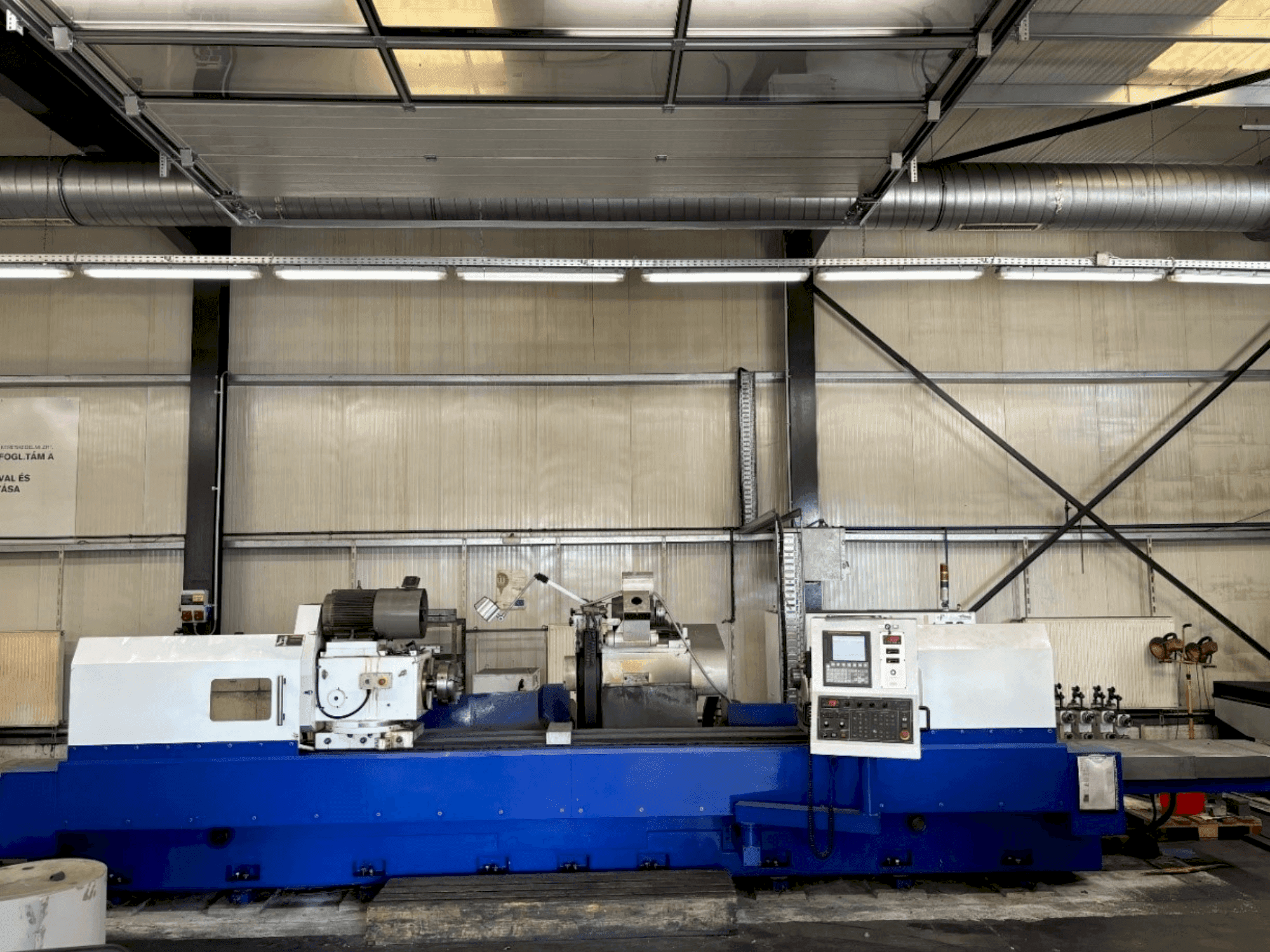 FANUC TT60-20L-C1-maskinen framifrån