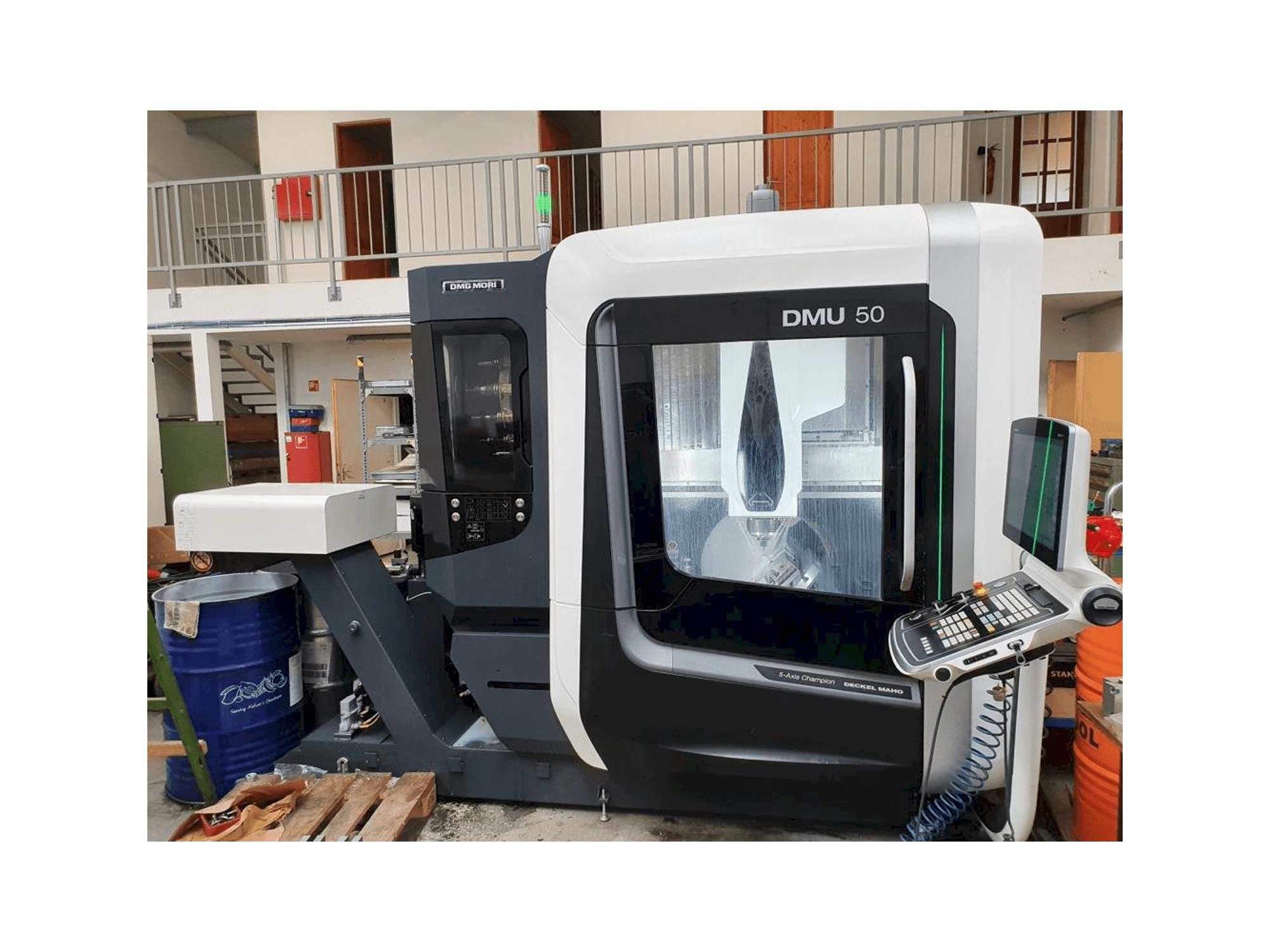 DMG MORI DMU 50-maskinen framifrån
