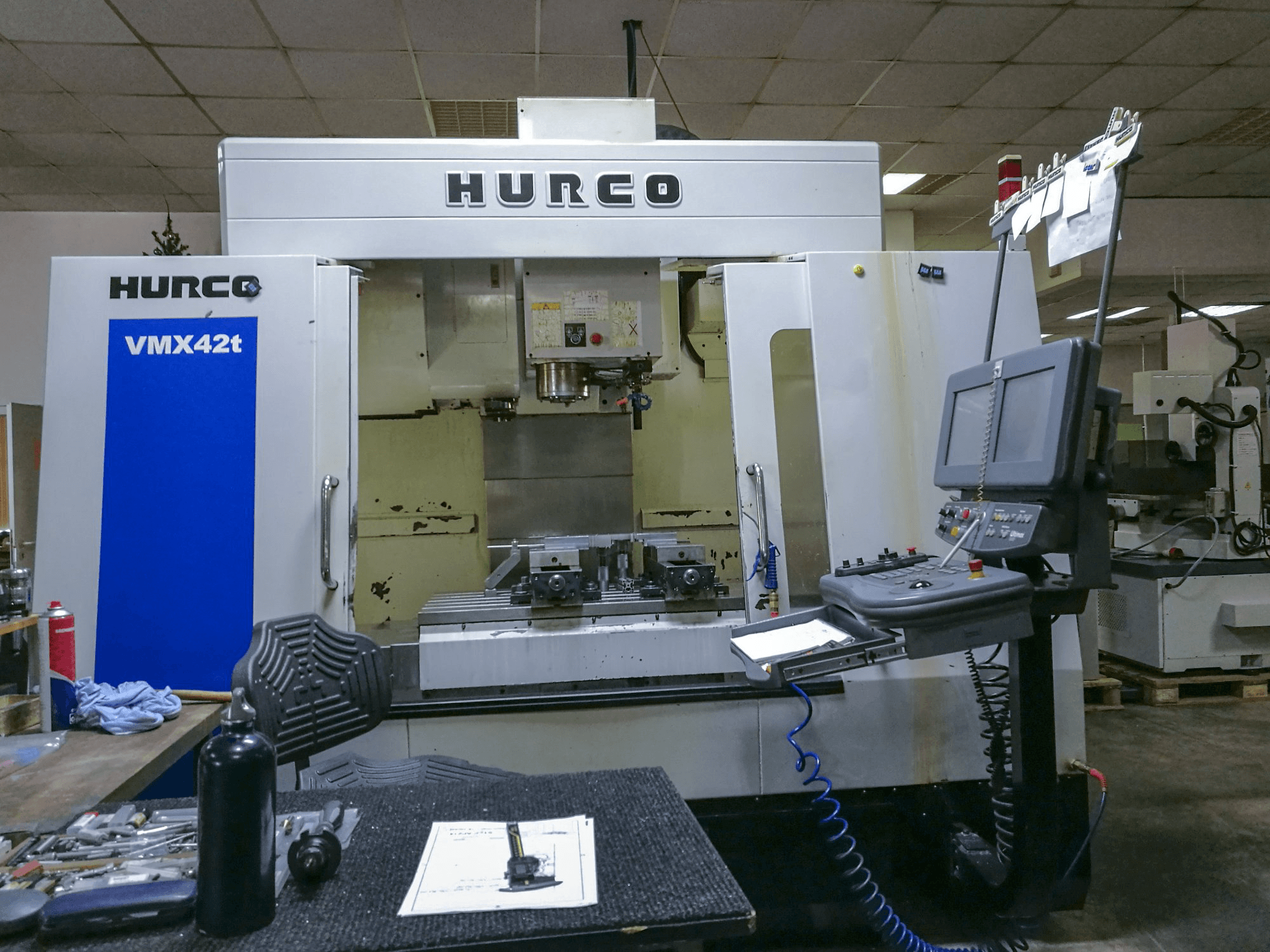 Hurco-maskinen framifrånVMX42T