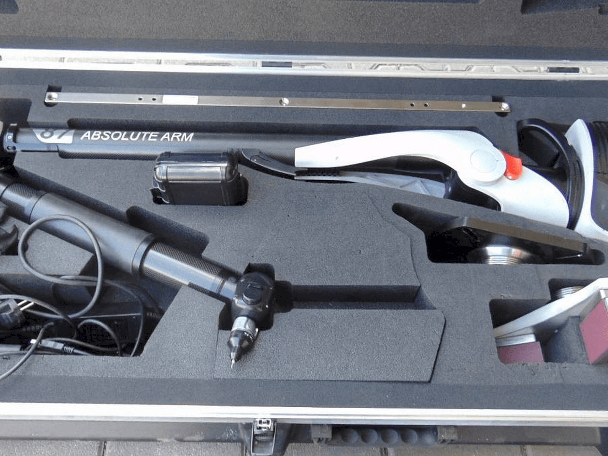 Hexagon RA8 V1-maskinen framifrån