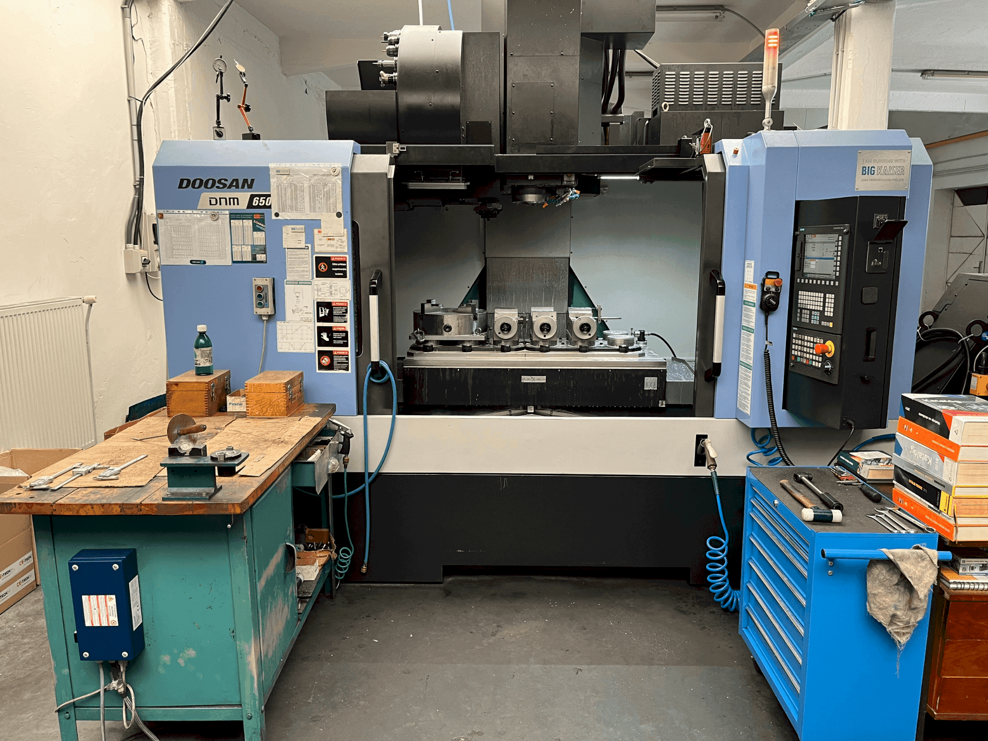 DOOSAN DNM 650 II-maskinen framifrån