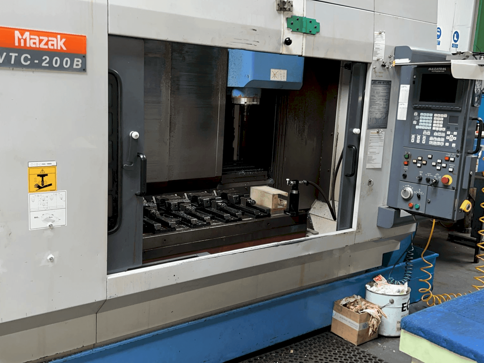 Mazak VTC 200B-maskinen framifrån