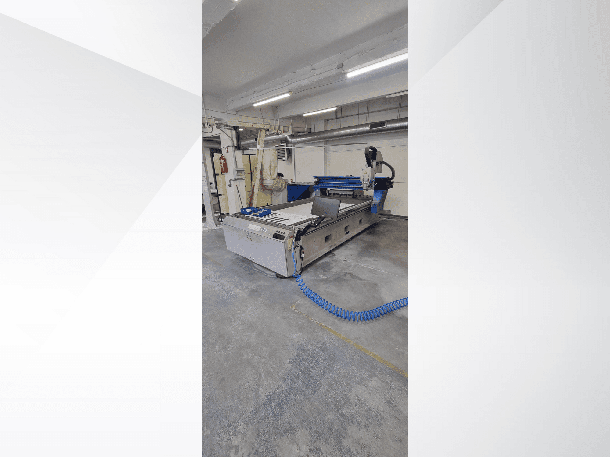 MECANUMERIC Mecapro 3015-maskinen framifrån