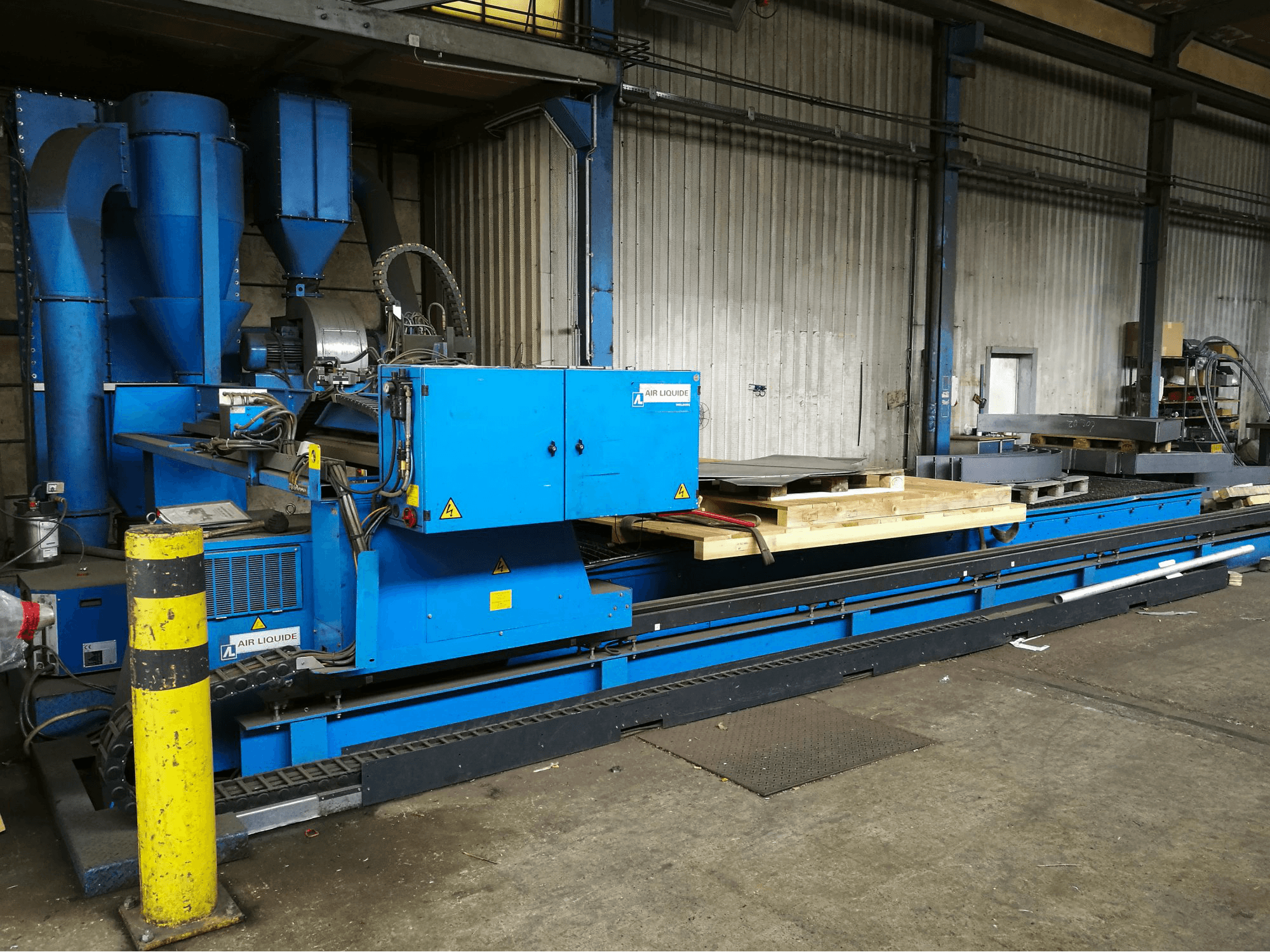 SAF-maskinen framifrånPLASMATOME.B 25