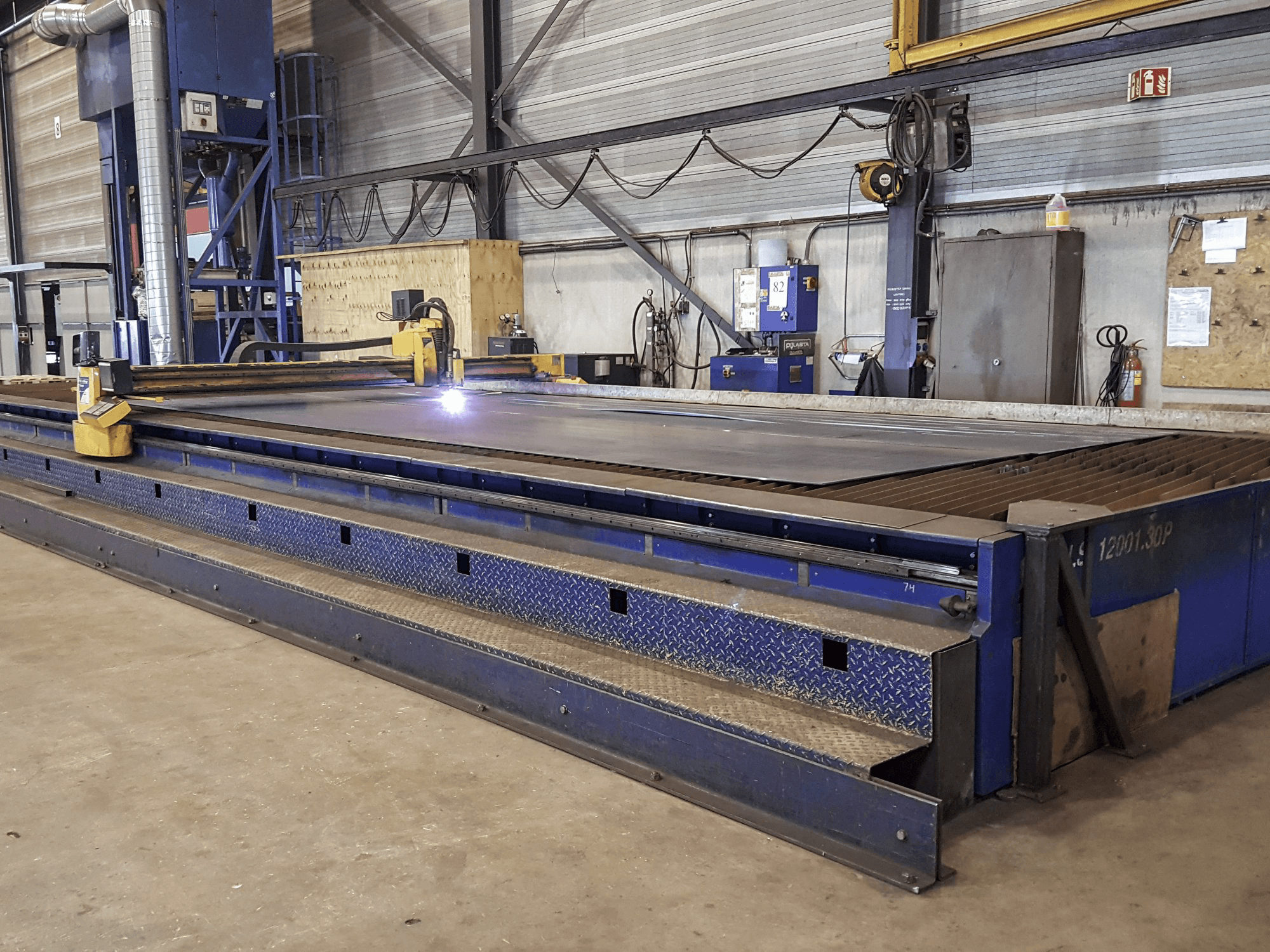 1 MicroStep-maskinen sedd från högerPLS 12001.30 P