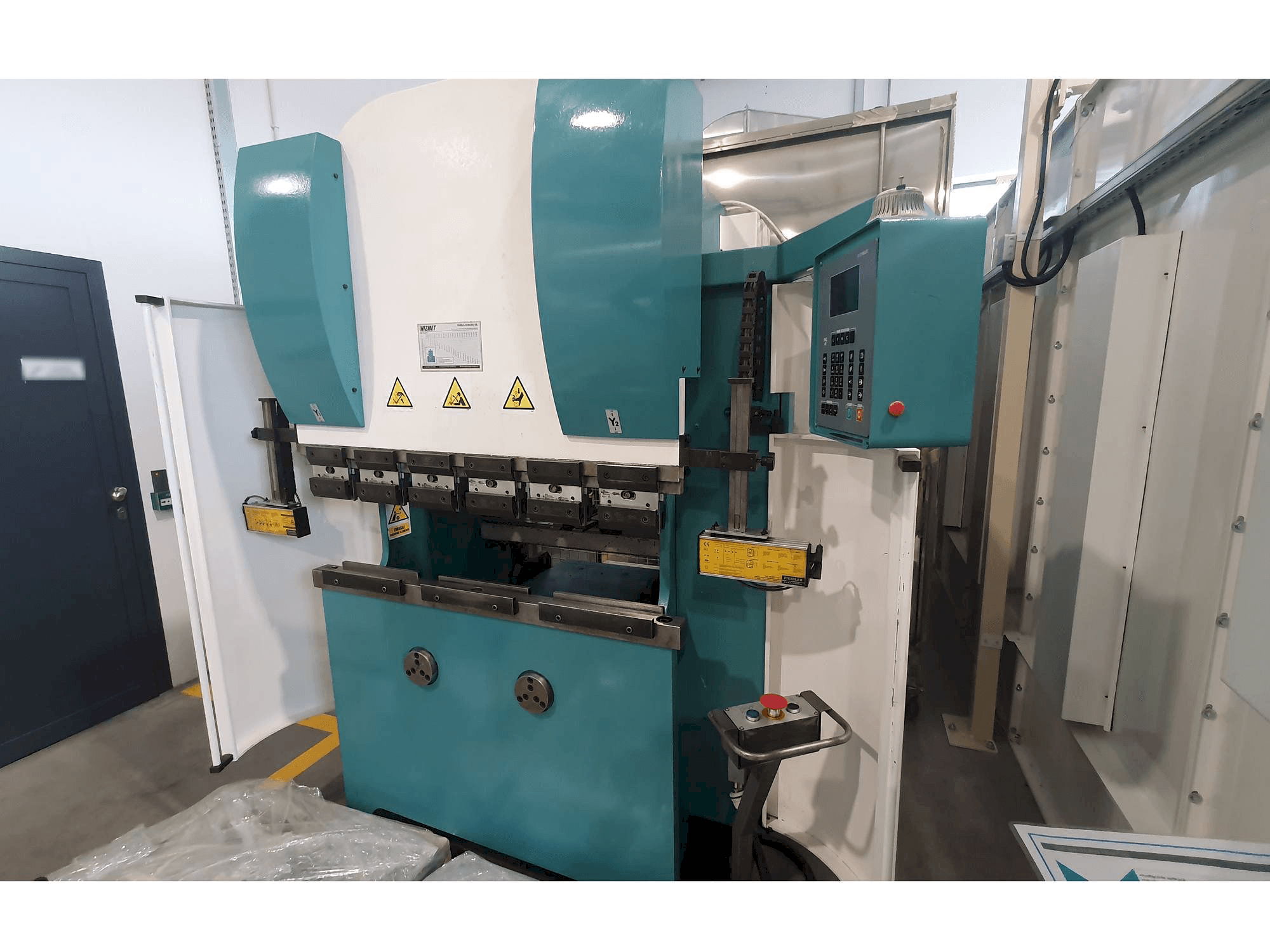 Vimercati PHSY 30X1250-maskinen framifrån